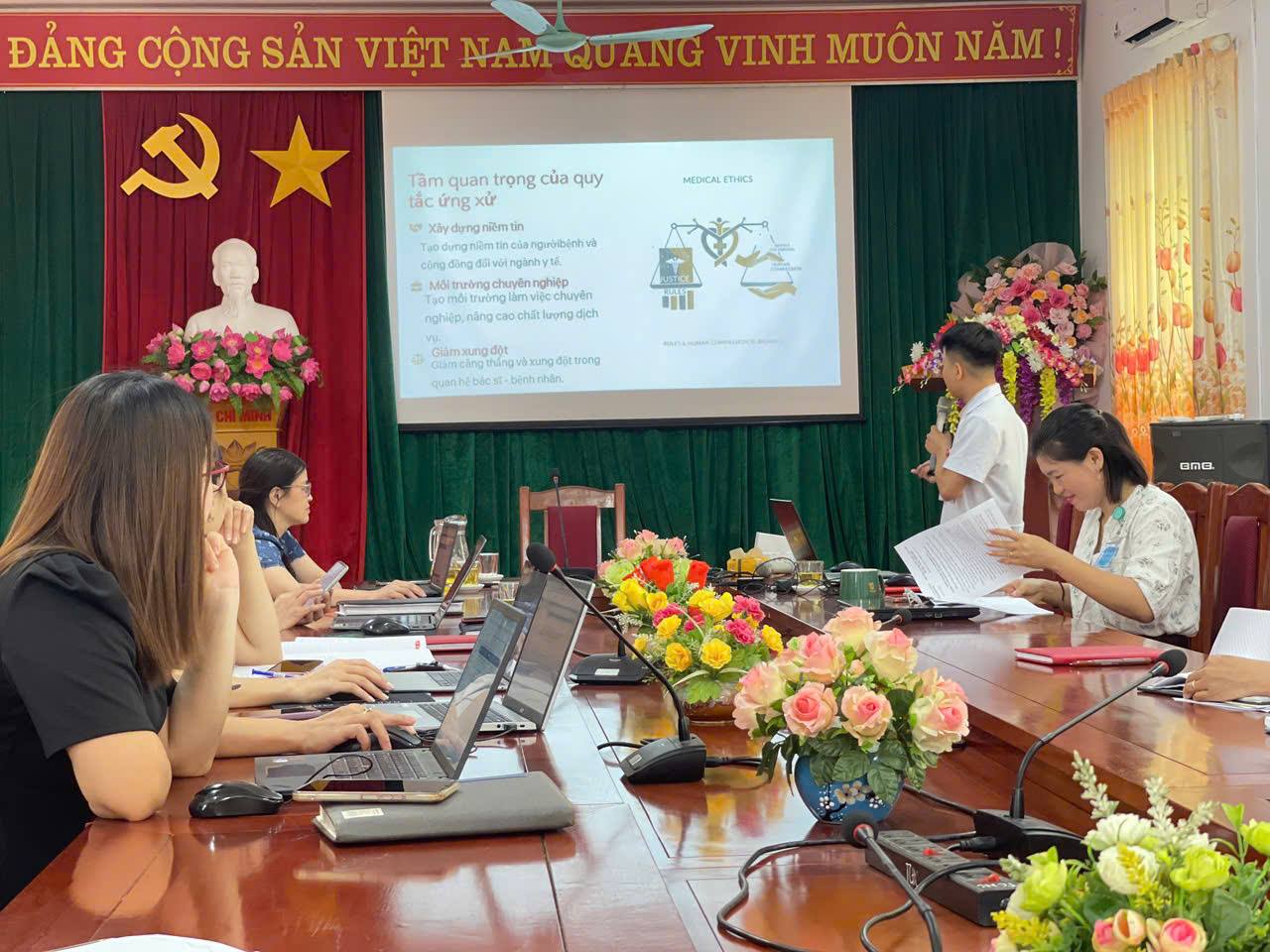 anh tin bai