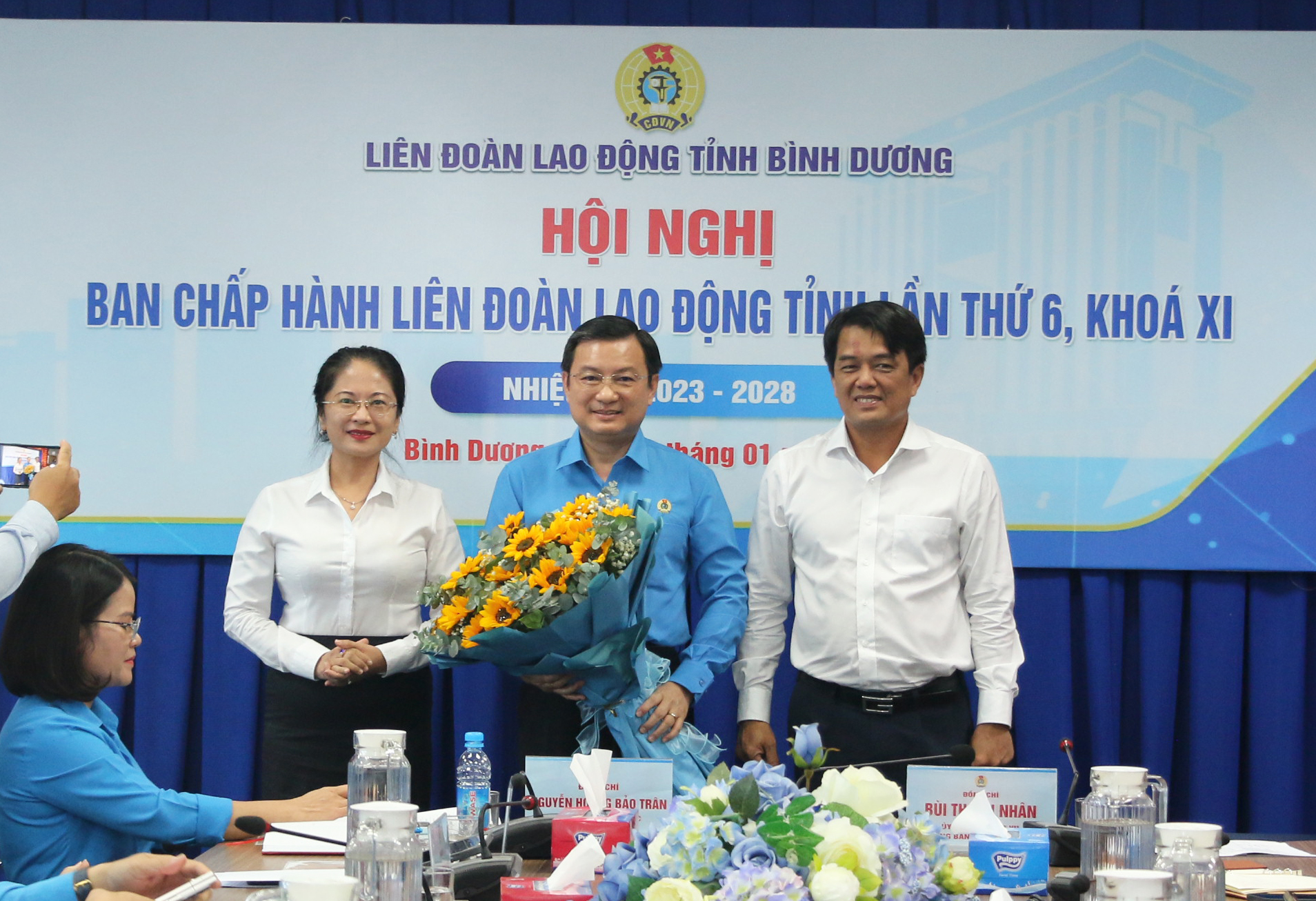 anh tin bai