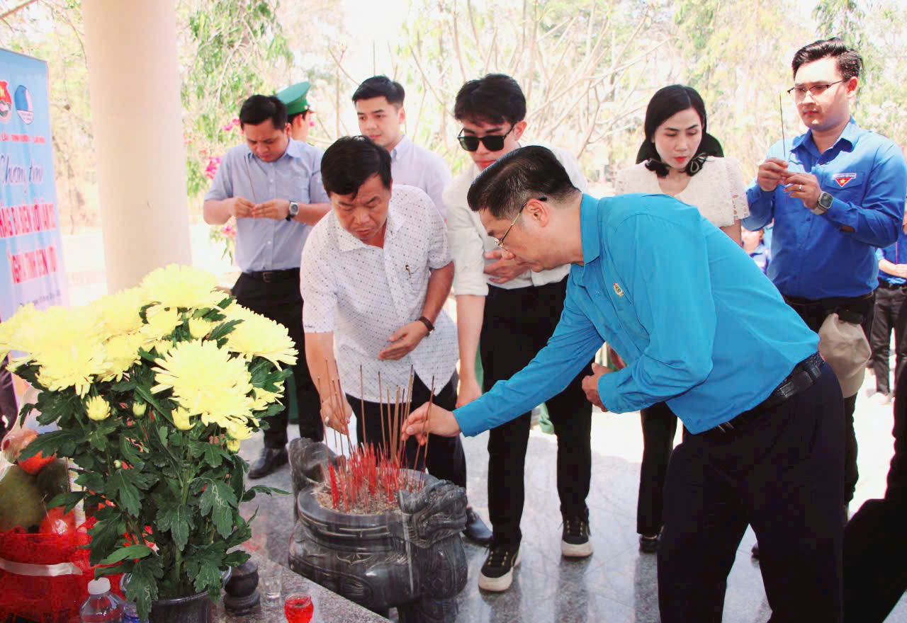 anh tin bai