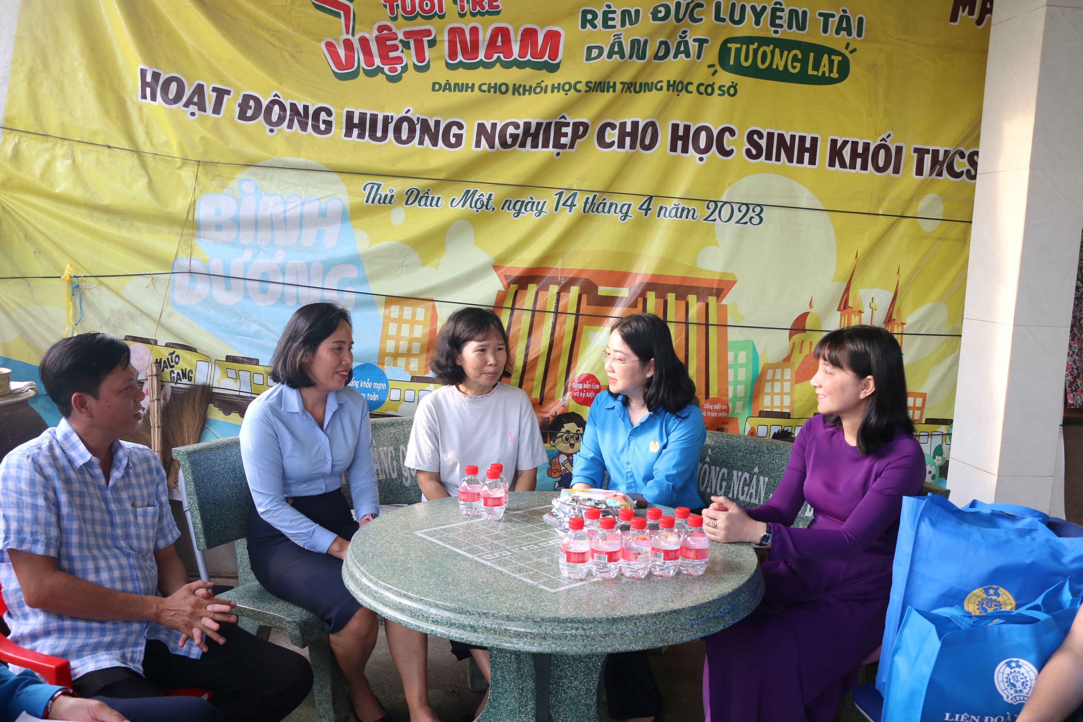 anh tin bai