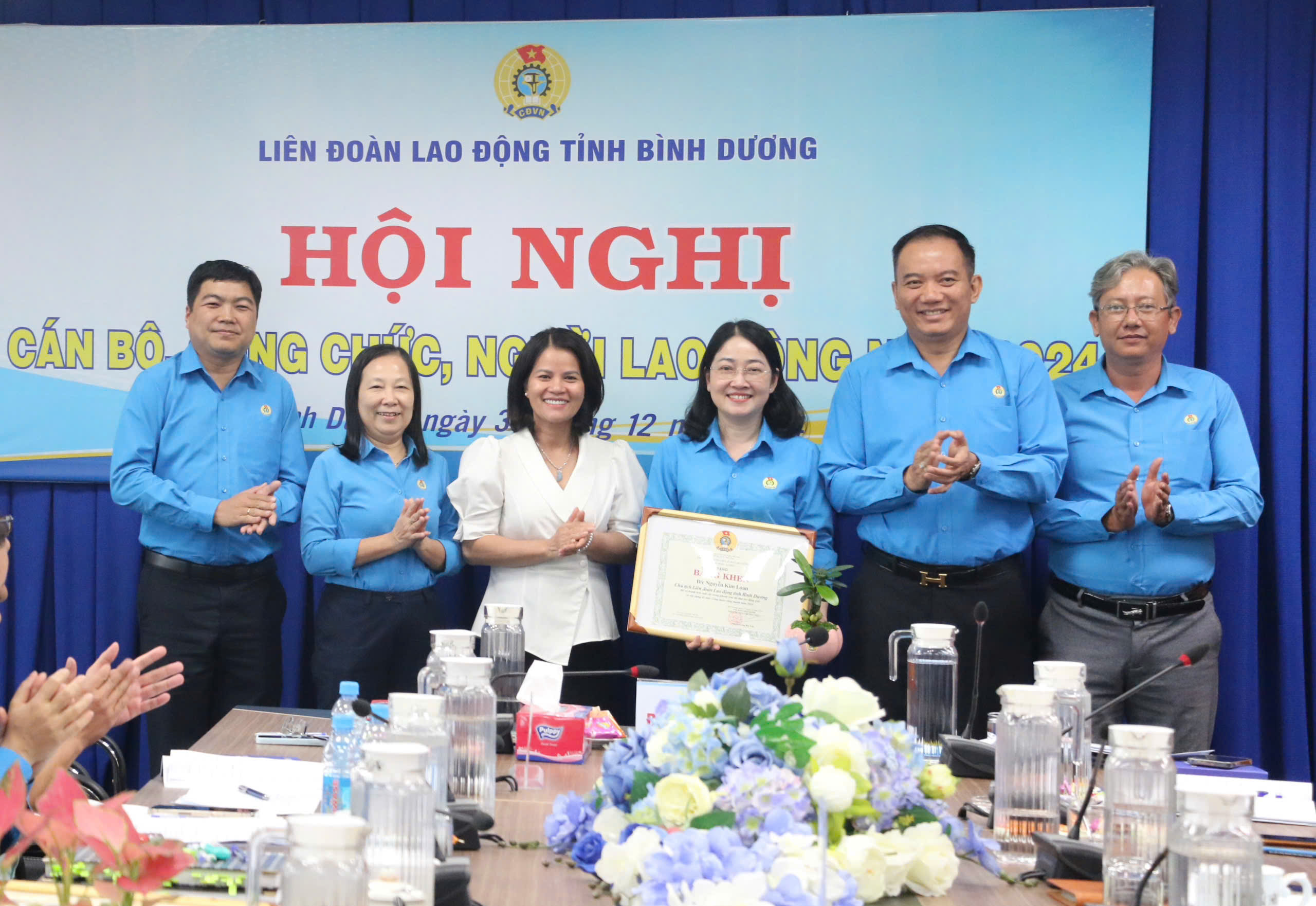 anh tin bai