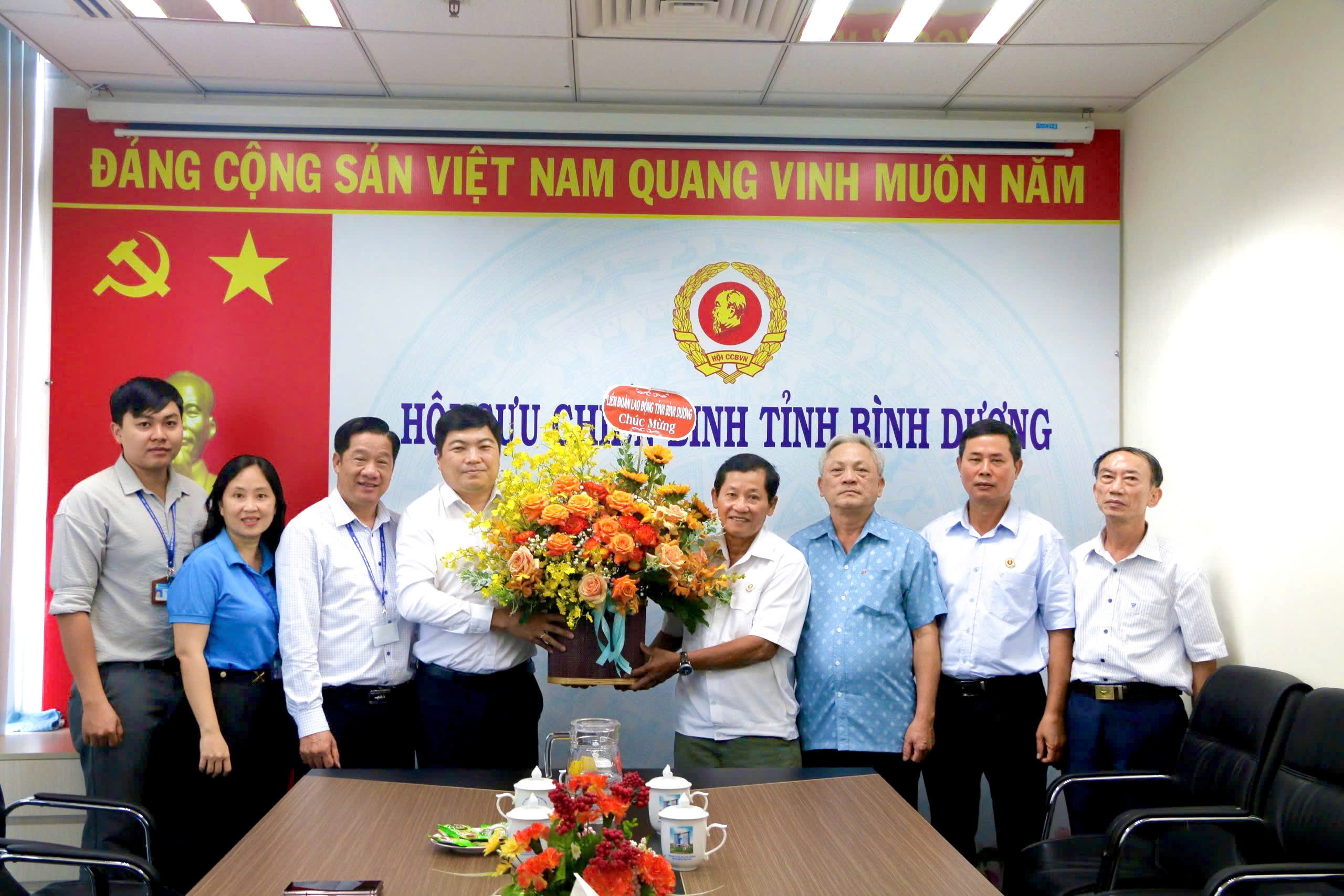 anh tin bai