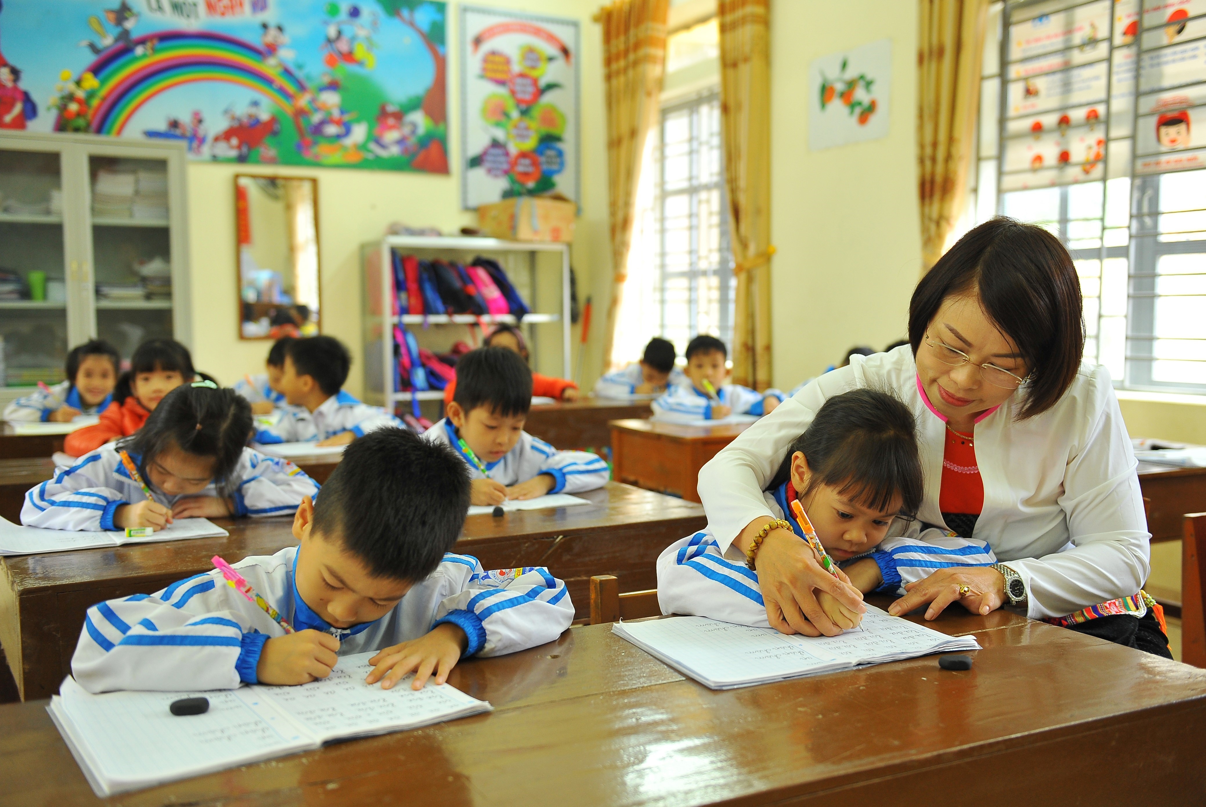 anh tin bai