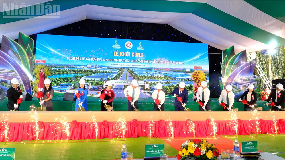 KHỞI CÔNG DỰ ÁN KCN BẮC ĐỒNG PHÚ GIAI ĐOẠN 2: TỔNG VỐN ĐẦU TƯ 1.360 TỶ ĐỒNG, KIẾN TẠO HẠT NHÂN CÔNG NGHIỆP SINH THÁI THẾ HỆ MỚI HƠN 500HA