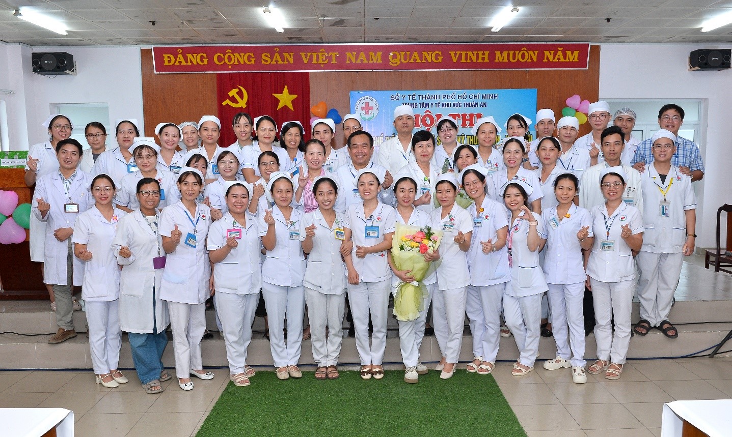 TRUNG TÂM Y TẾ KHU VỰC THUẬN AN: TỔNG KẾT HỘI THI  TAY NGHỀ GIỎI ĐIỀU DƯỠNG – HỘ SINH – KỸ THUẬT VIÊN – Y SĨ  NĂM 2025