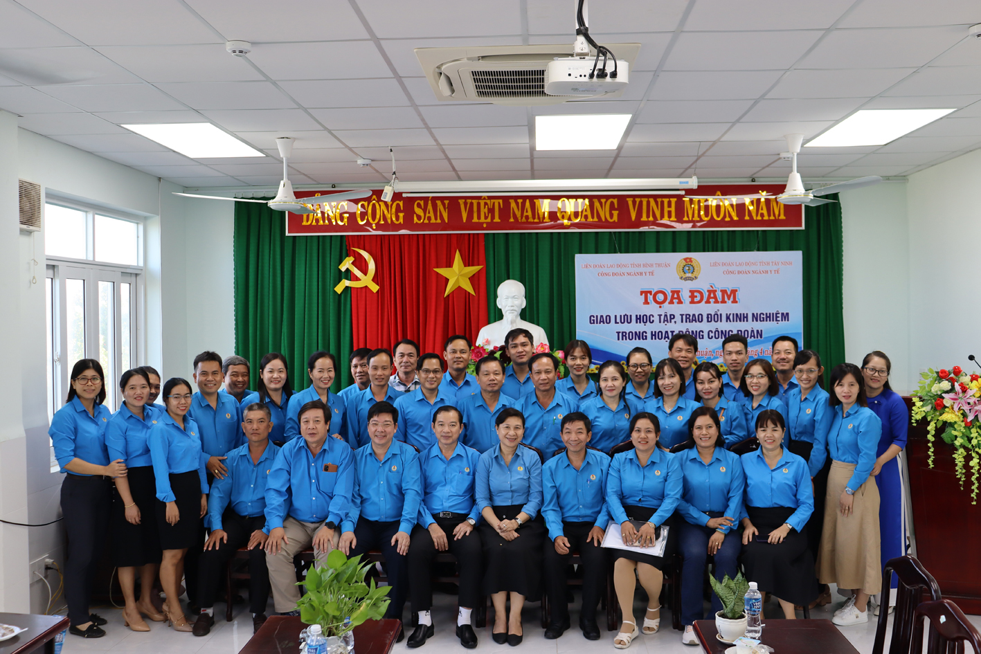 Giao lưu học tập, trao đổi kinh nghiệm trong hoạt động công đoàn
