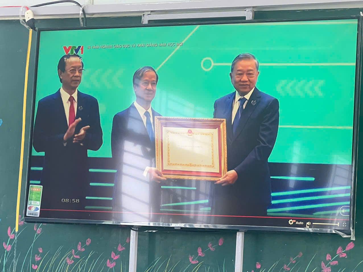 anh tin bai