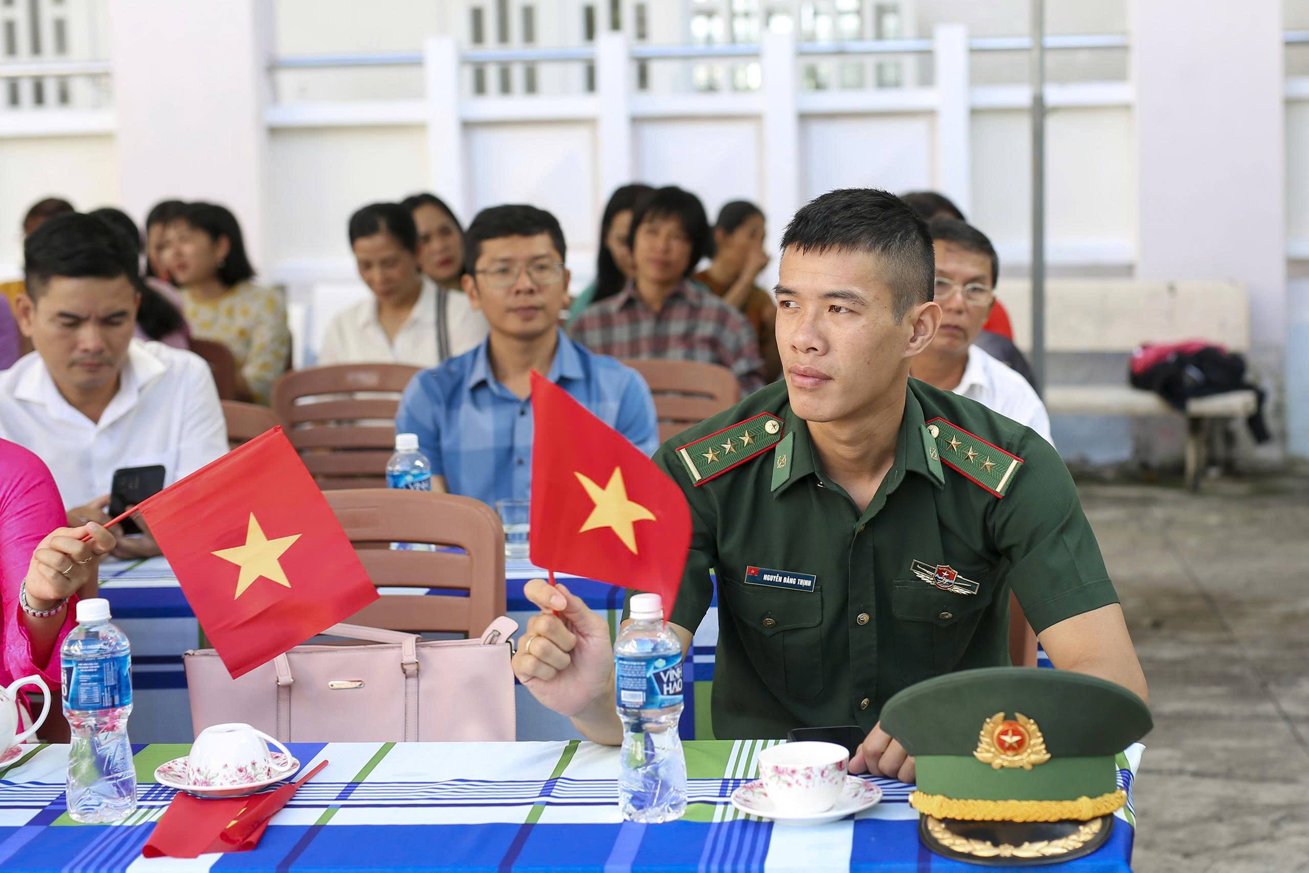 anh tin bai