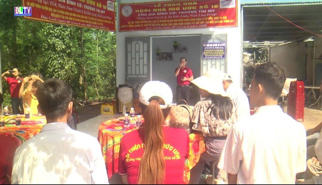 Hội thiện nguyện Đức Linh trao ngôi nhà mơ ước số 16