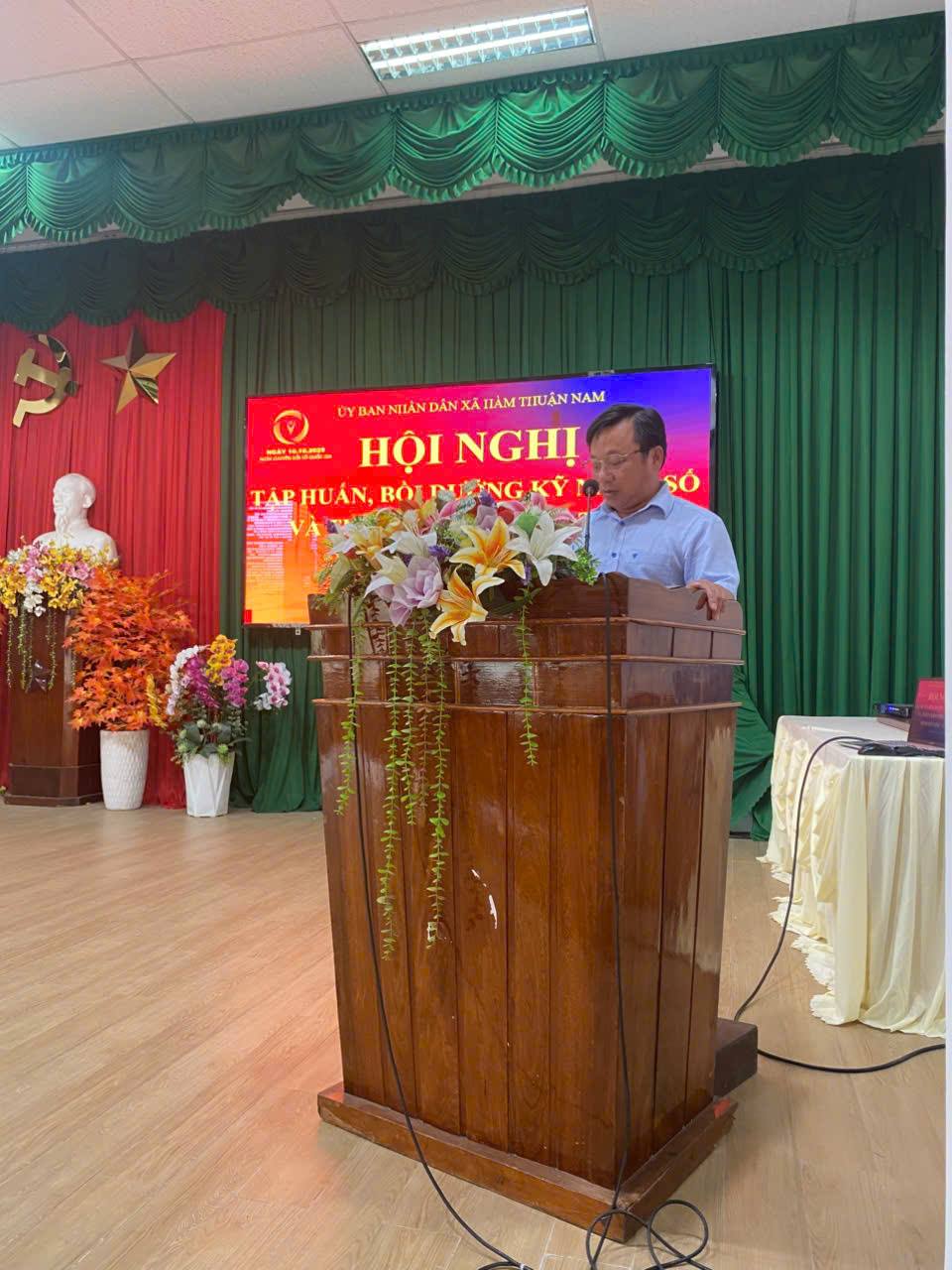 Xã Hàm Thuận Nam triển khai Phong trào “Bình dân học vụ số” năm 2025