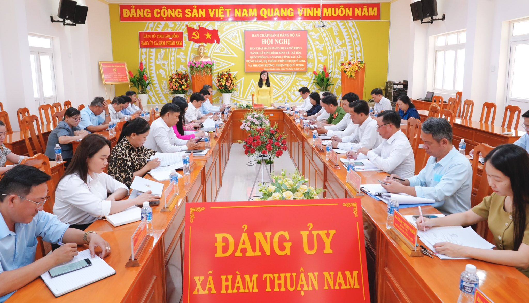 Xã Hàm Thuận Nam tổ chức Hội nghị Ban Chấp hành Đảng bộ mở rộng: Đánh giá nhiệm vụ quý I, đề ra phương hướng, nhiệm vụ quý II/2026