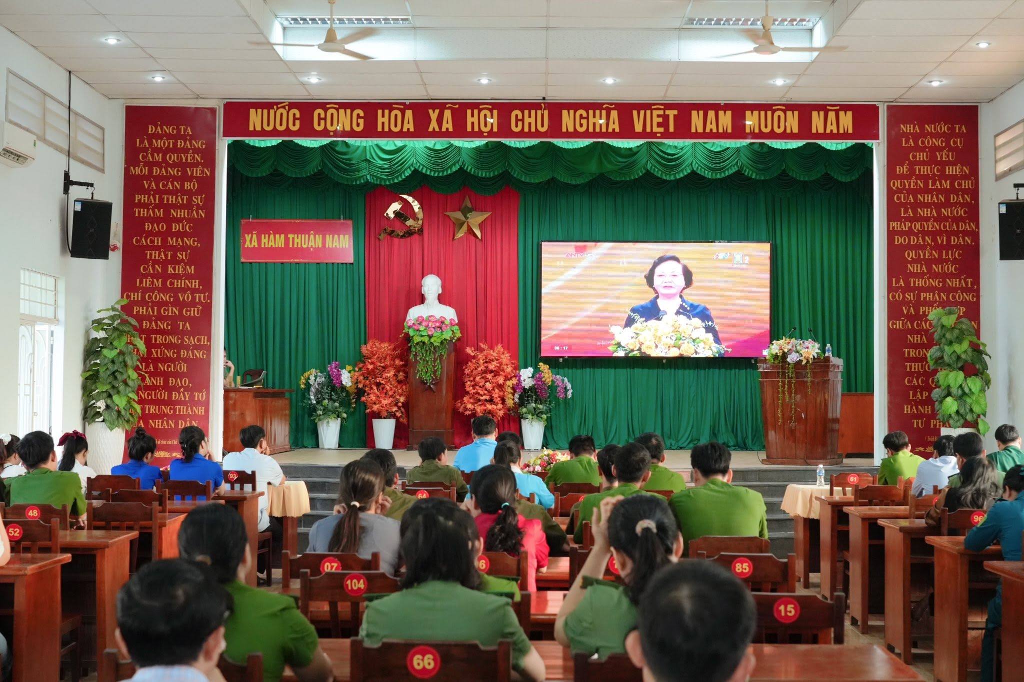 anh tin bai