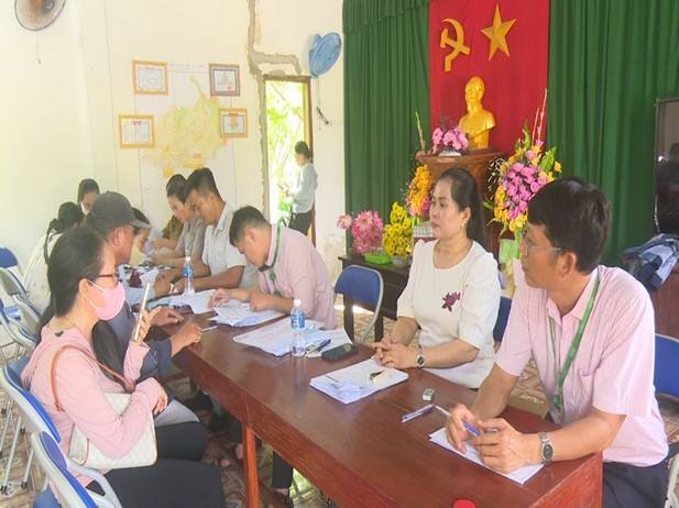 NHCSXH Phú Quý triển khai công tác đối chiếu, phân loại nợ cho khách hàng vay vốn năm 2025