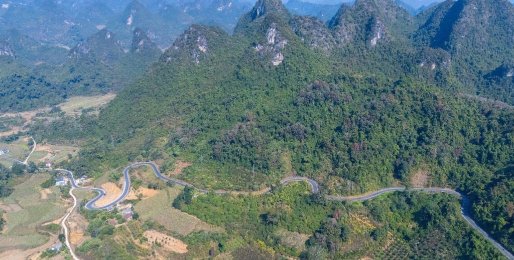 Đèo Khau Chỉa - Dấu ấn bi hùng và điểm đến ấn tượng trong vùng Công viên địa chất Non nước Cao Bằng