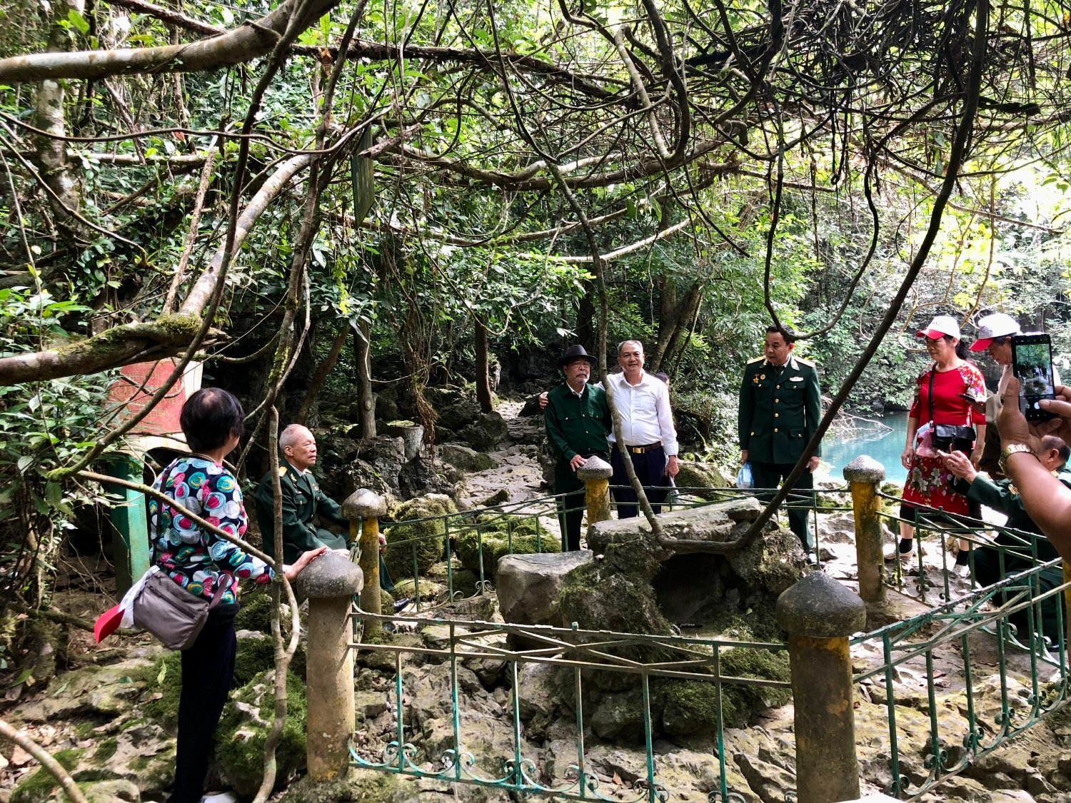 z4418223150672 d9d5139794c7f24cb0e53090a33d236f