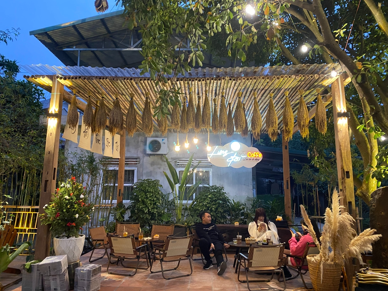 z6999600079226 694374200a44c539a94130b308f6a0f5