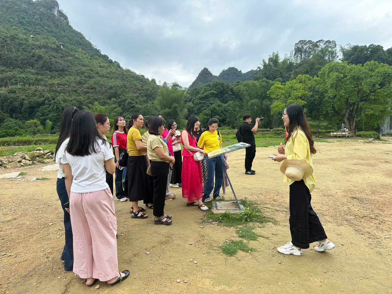 z6631506971297 f3c150563a52444eedced2e4acfd0c9c