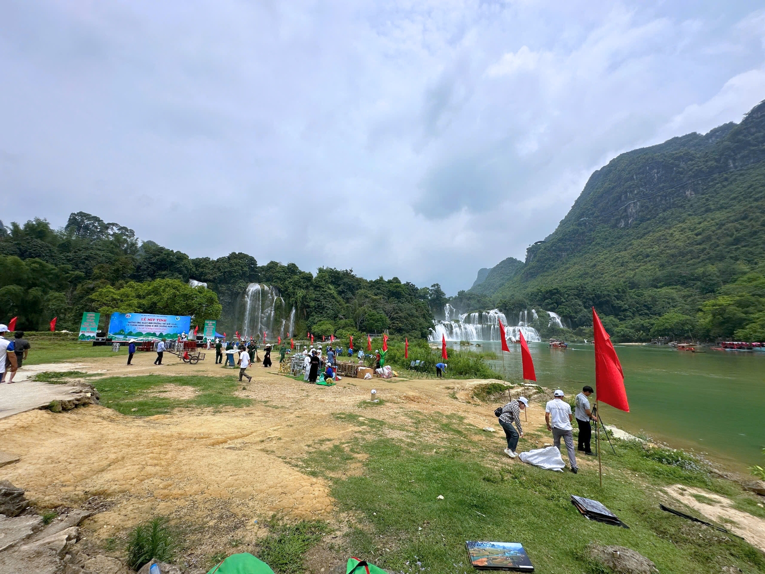 z6673874107100 a7c04db96ba1f75205431c344d538d38 – Đã sửa