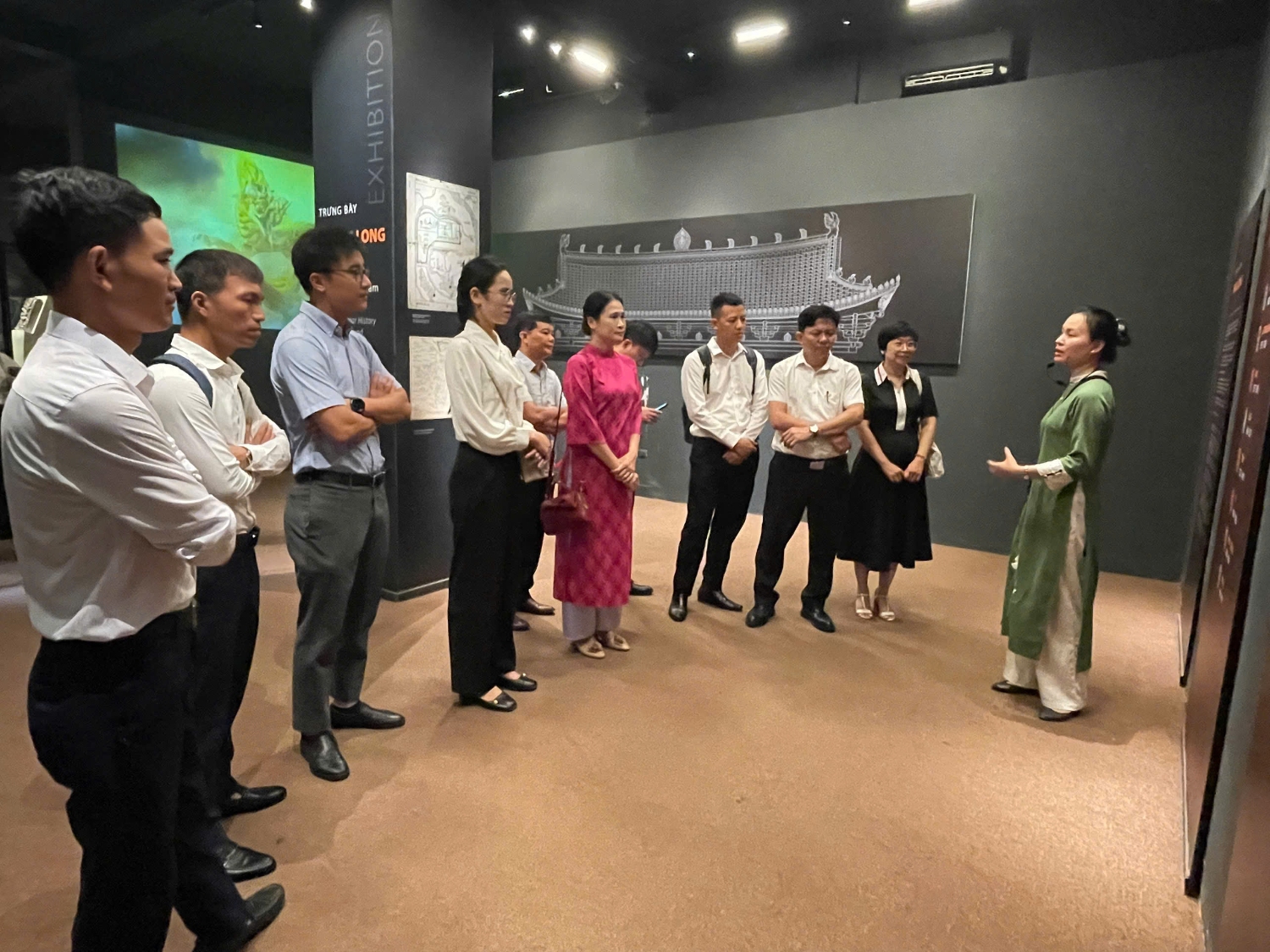 z6742128760649 f023e8080cebb87aea9b038b71d57778