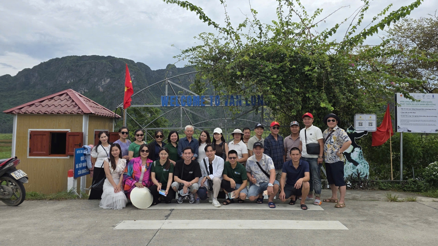 z6879288274345 da21d6021a369ff9b7027a53ae67df17