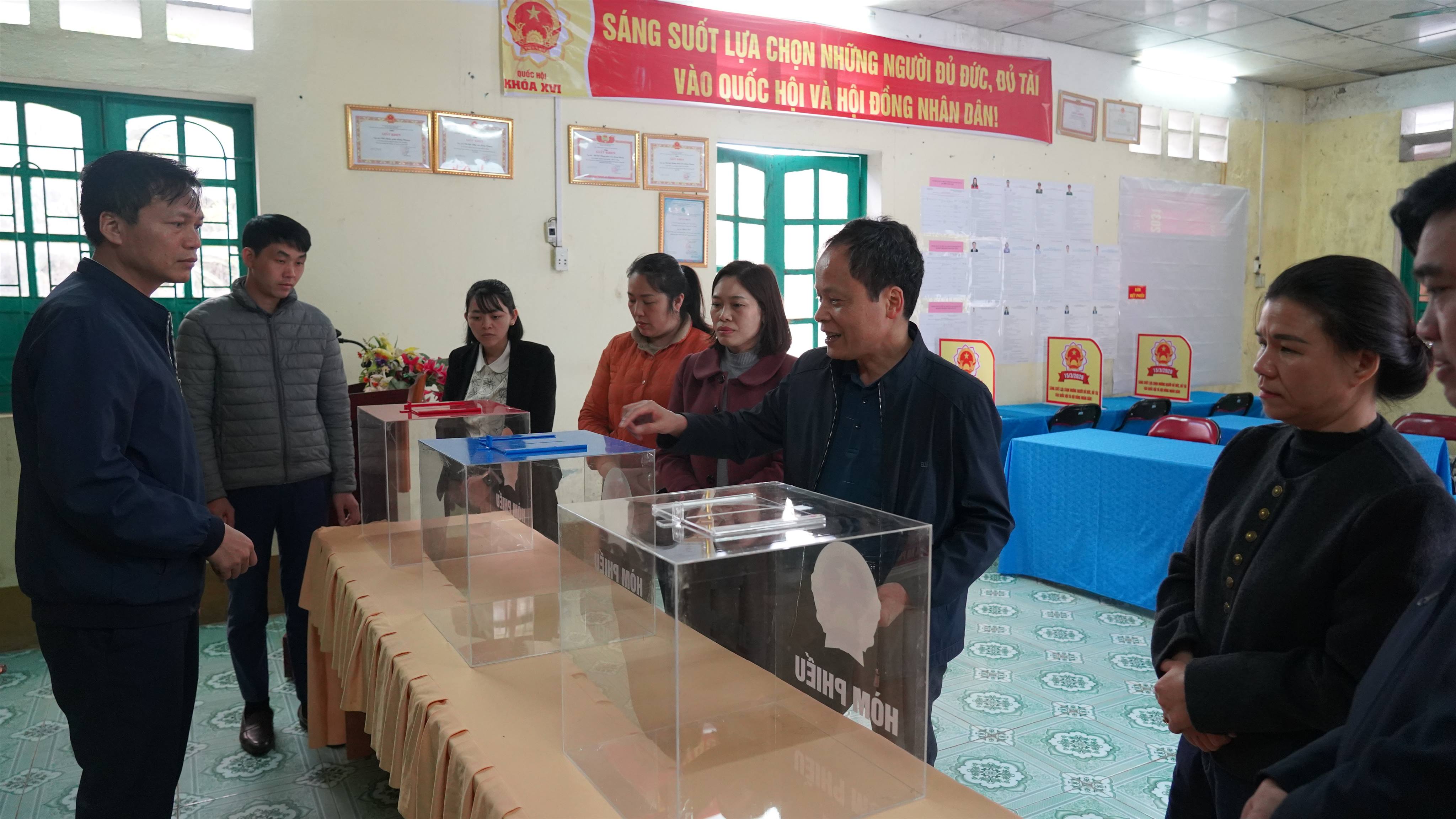 anh tin bai
