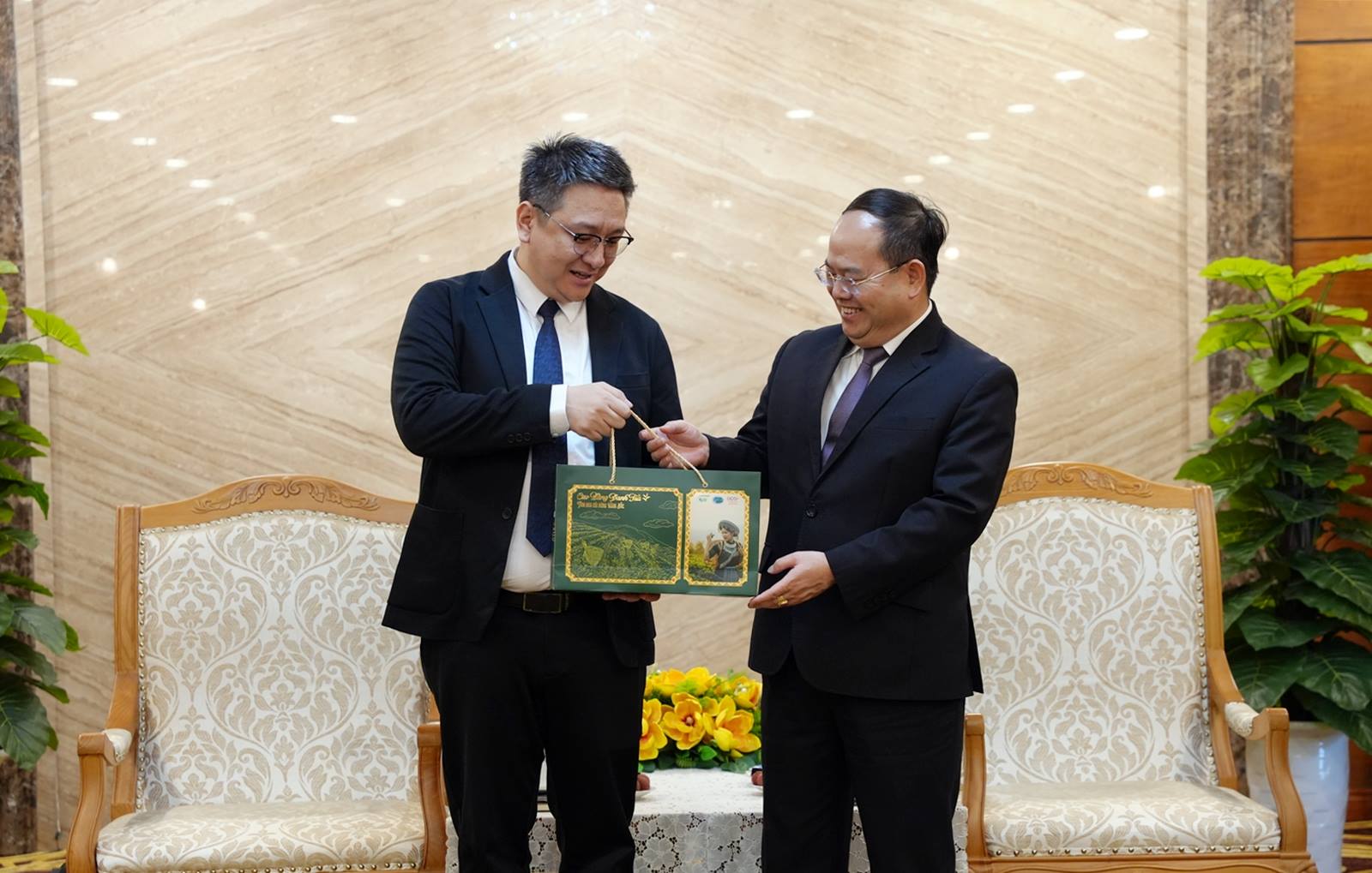 anh tin bai