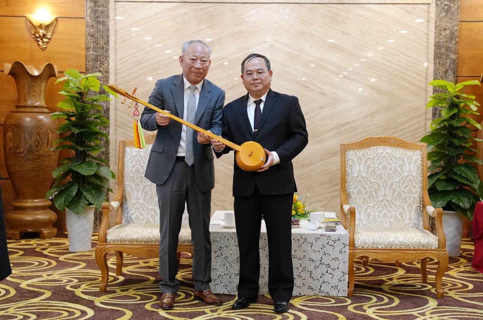 anh tin bai