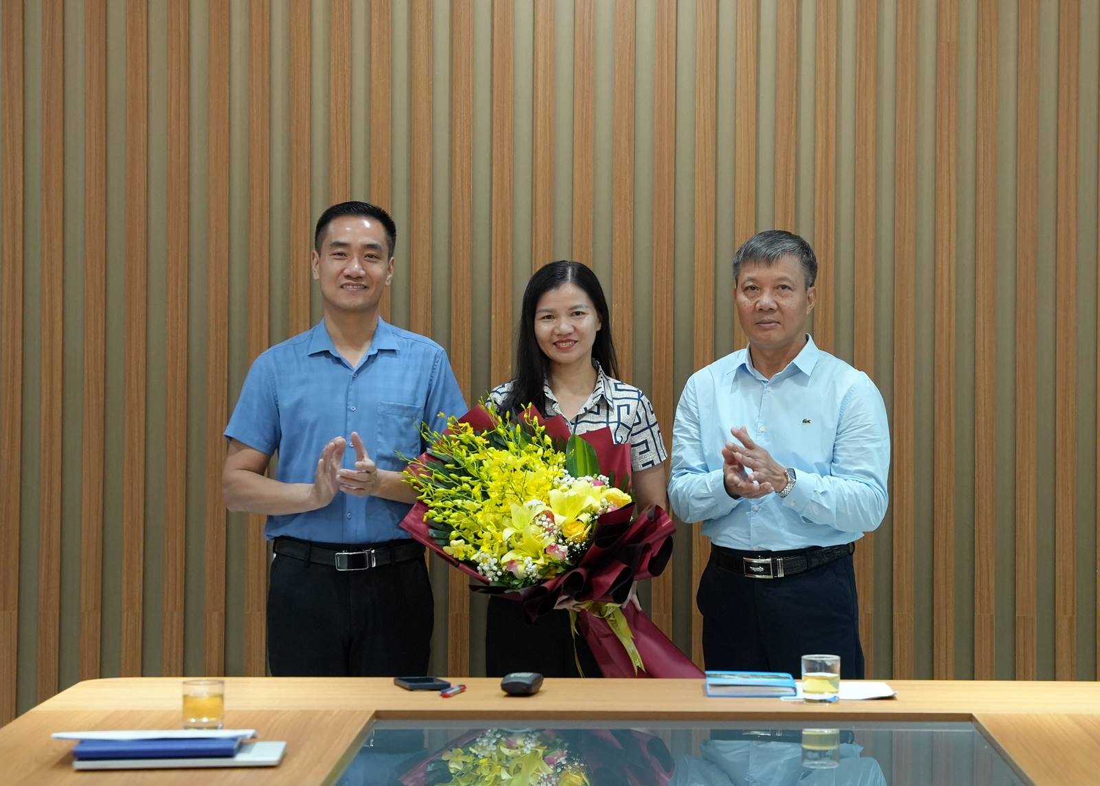 anh tin bai