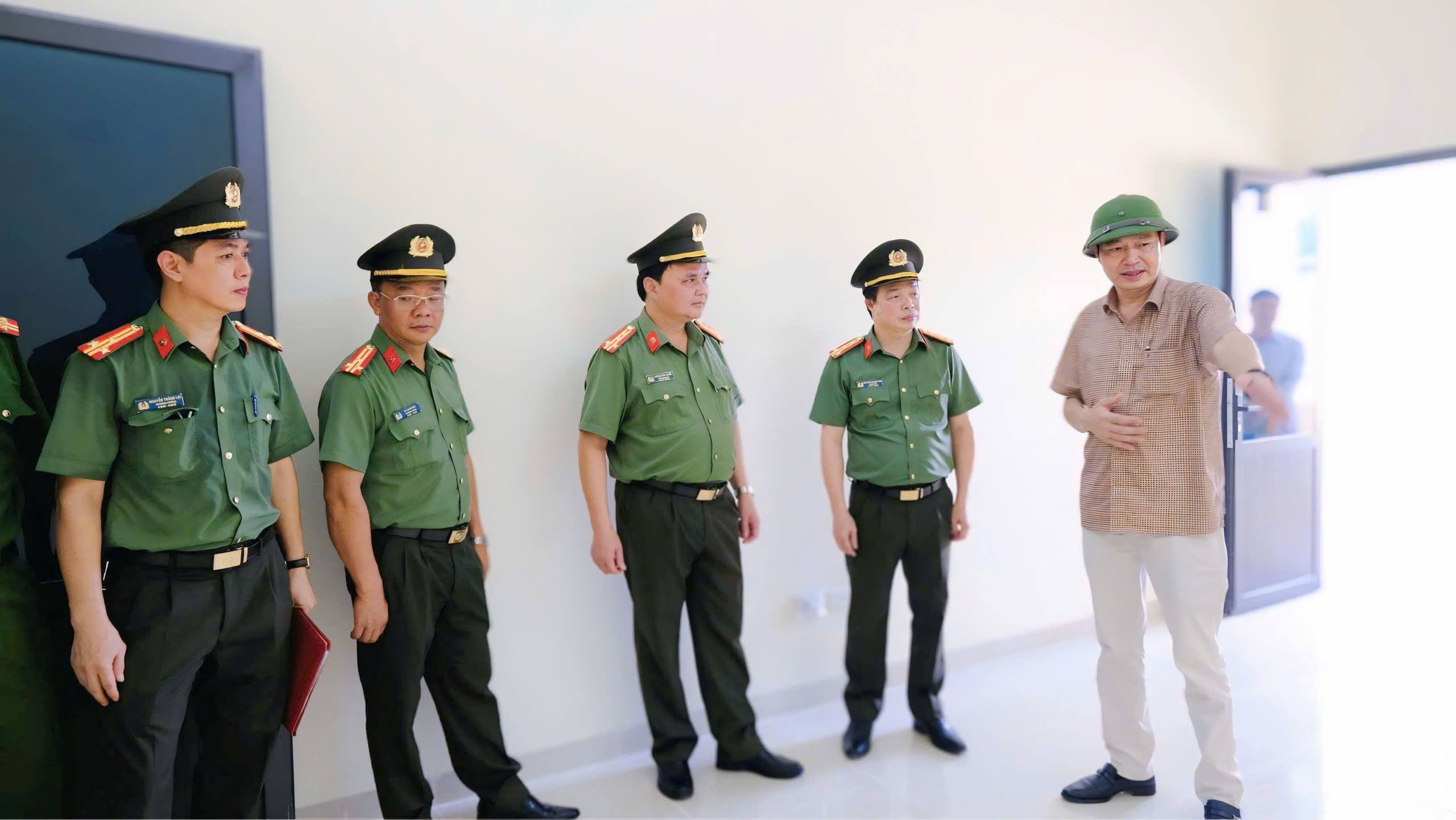 anh tin bai