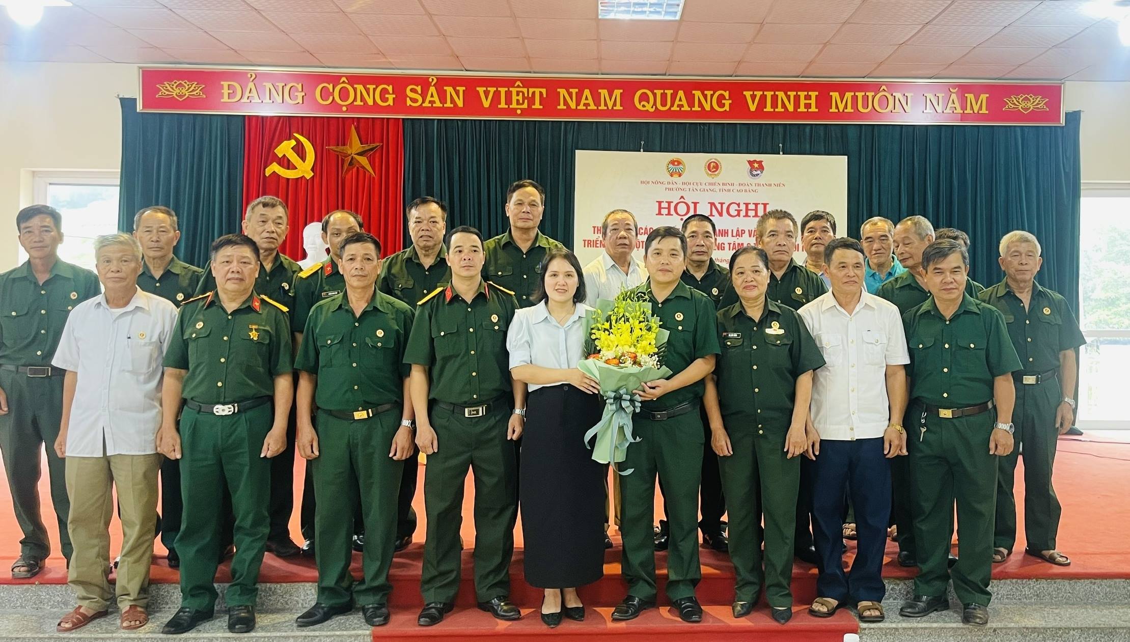 anh tin bai
