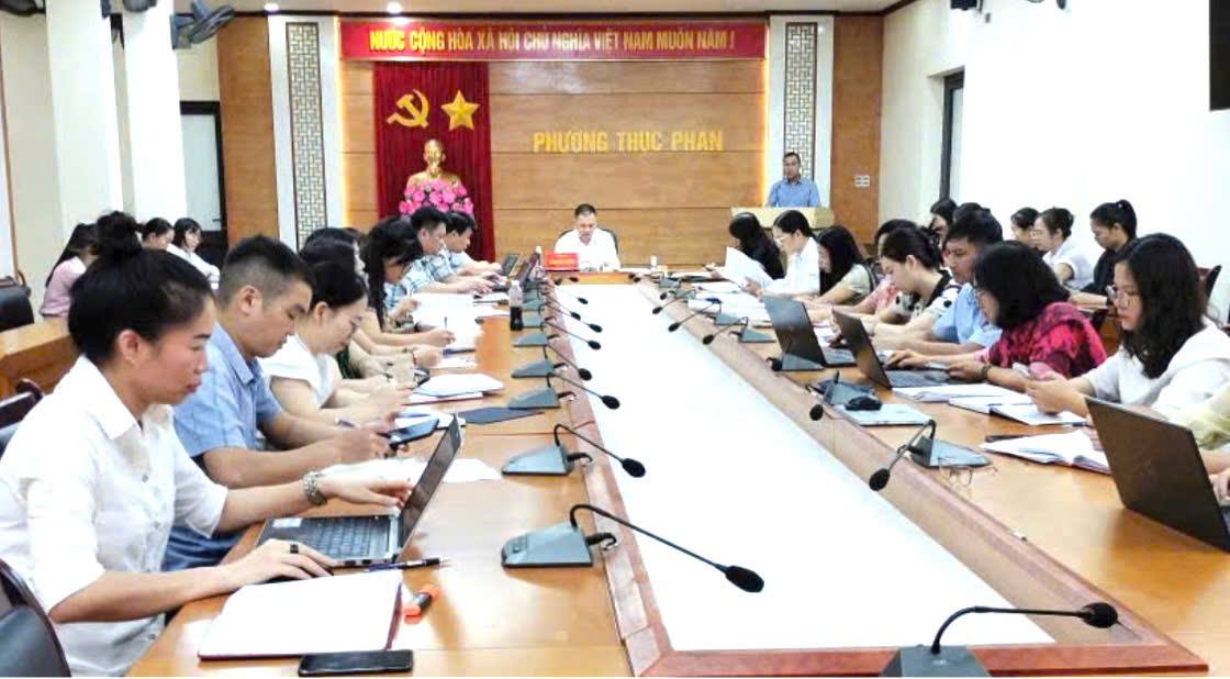Chi bộ cơ quan Đảng ủy phường Thục Phán tổ chức  sinh hoạt tháng 8/2025