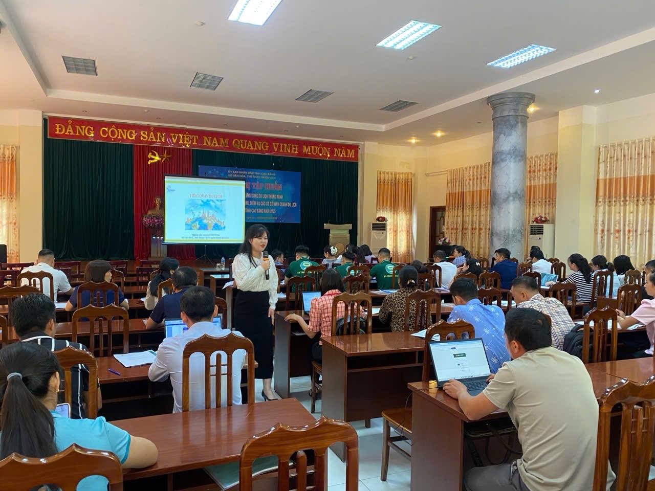  Tập huấn chuyển đổi số về du lịch cho 81 học viên 