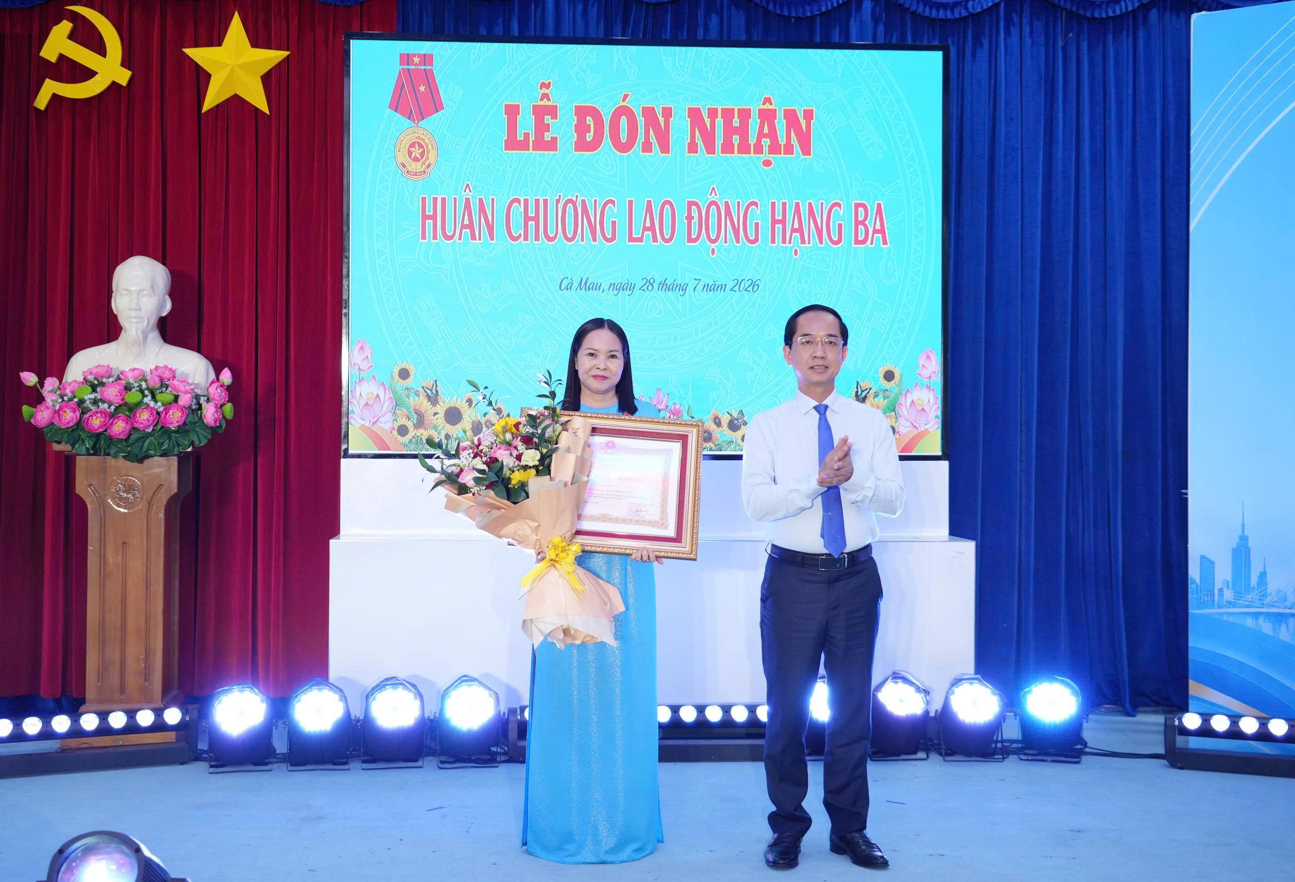 anh tin bai