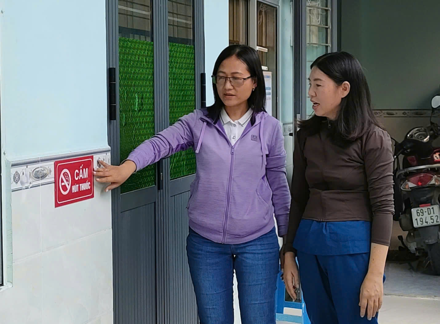 Nhiều lợi ích từ xây dựng môi trường y tế không khói thuốc lá