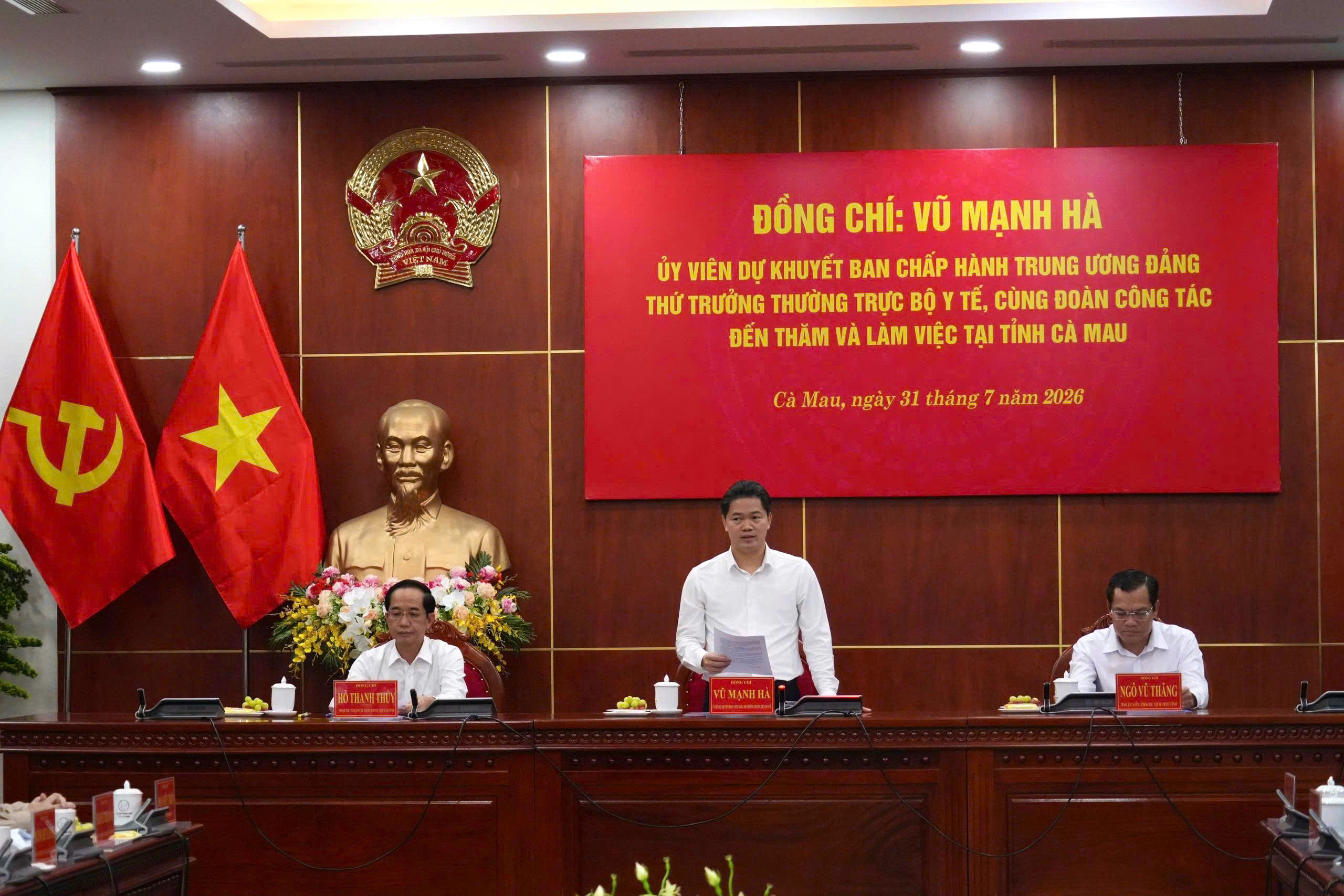 Bộ Y tế làm việc tại Cà Mau: Định hướng phát triển ngành y tế