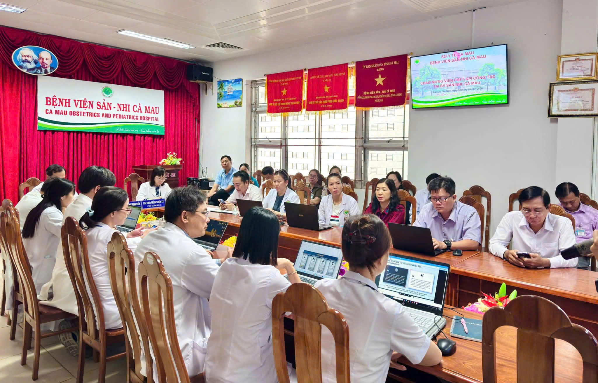 Bệnh viện Sản - Nhi Cà Mau đổi mới quản trị nguồn nhân lực theo khung năng lực FMFT và KPI