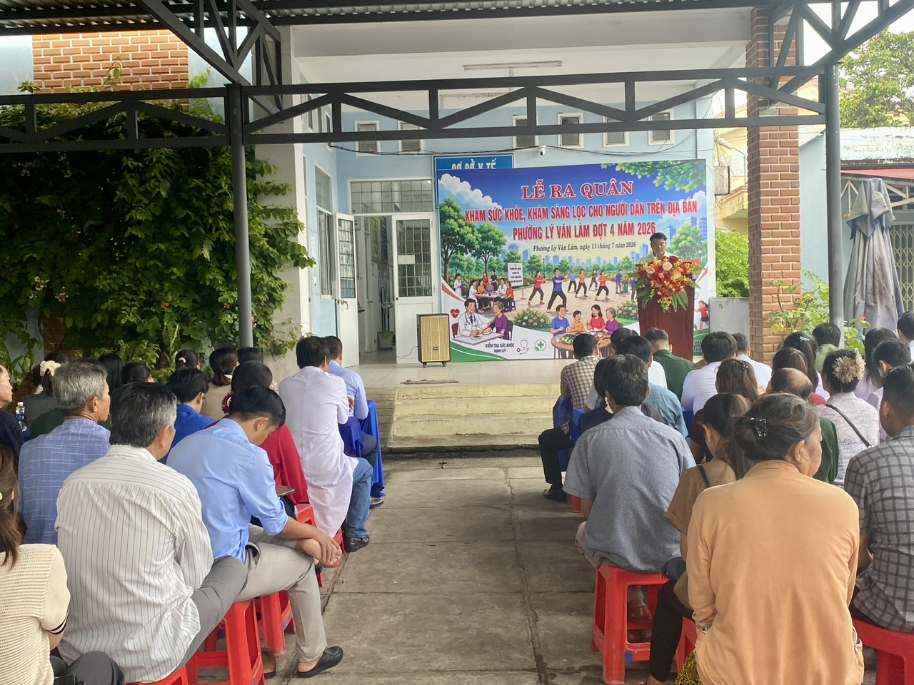 Trạm Y tế phường Lý Văn Lâm tổ chức Lễ ra quân khám sức khỏe, khám sàng lọc sức khỏe đợt 4 năm 2026 cho người dân trên địa bàn phường