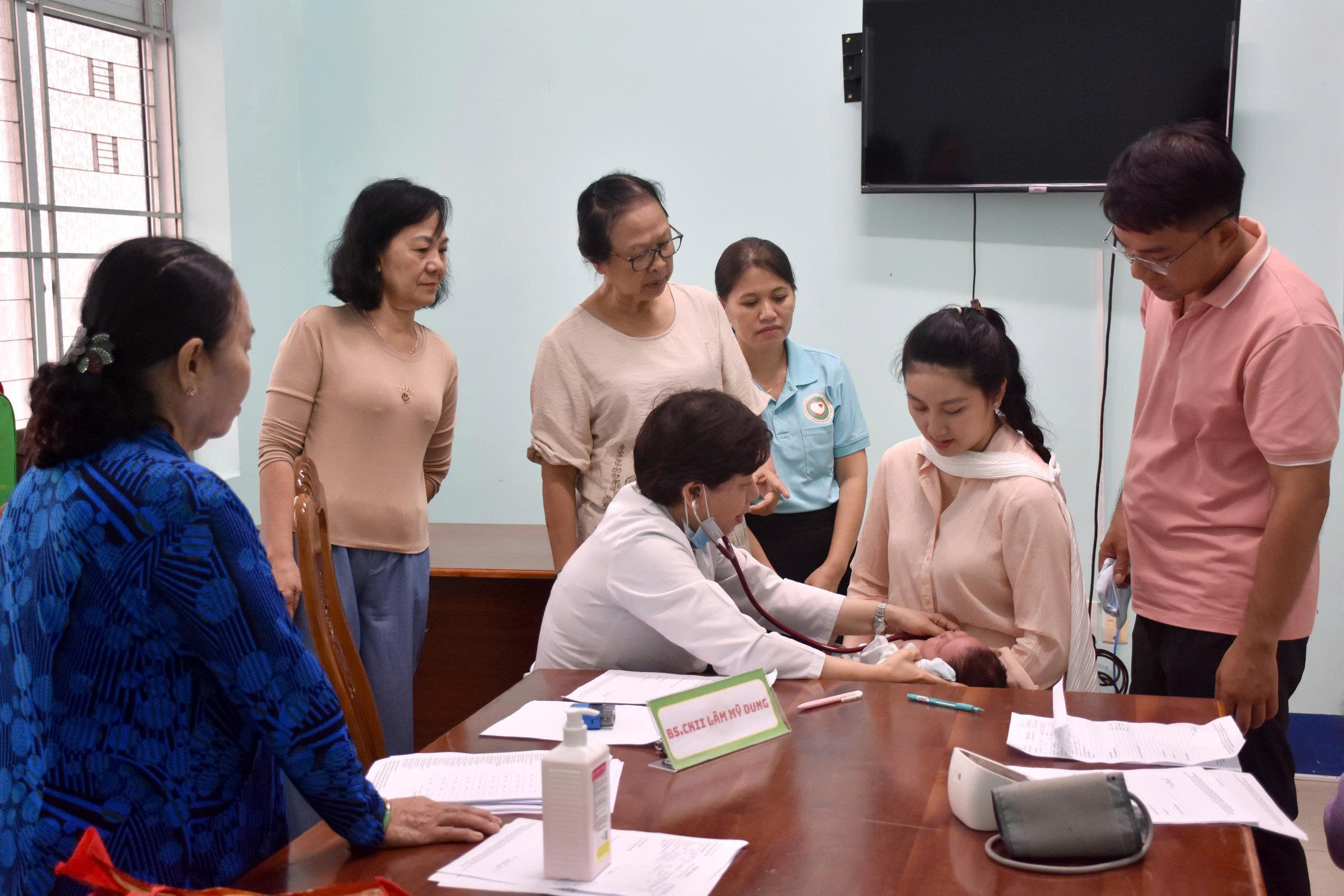 Khám sàng lọc tim bẩm sinh miễn phí cho trẻ em