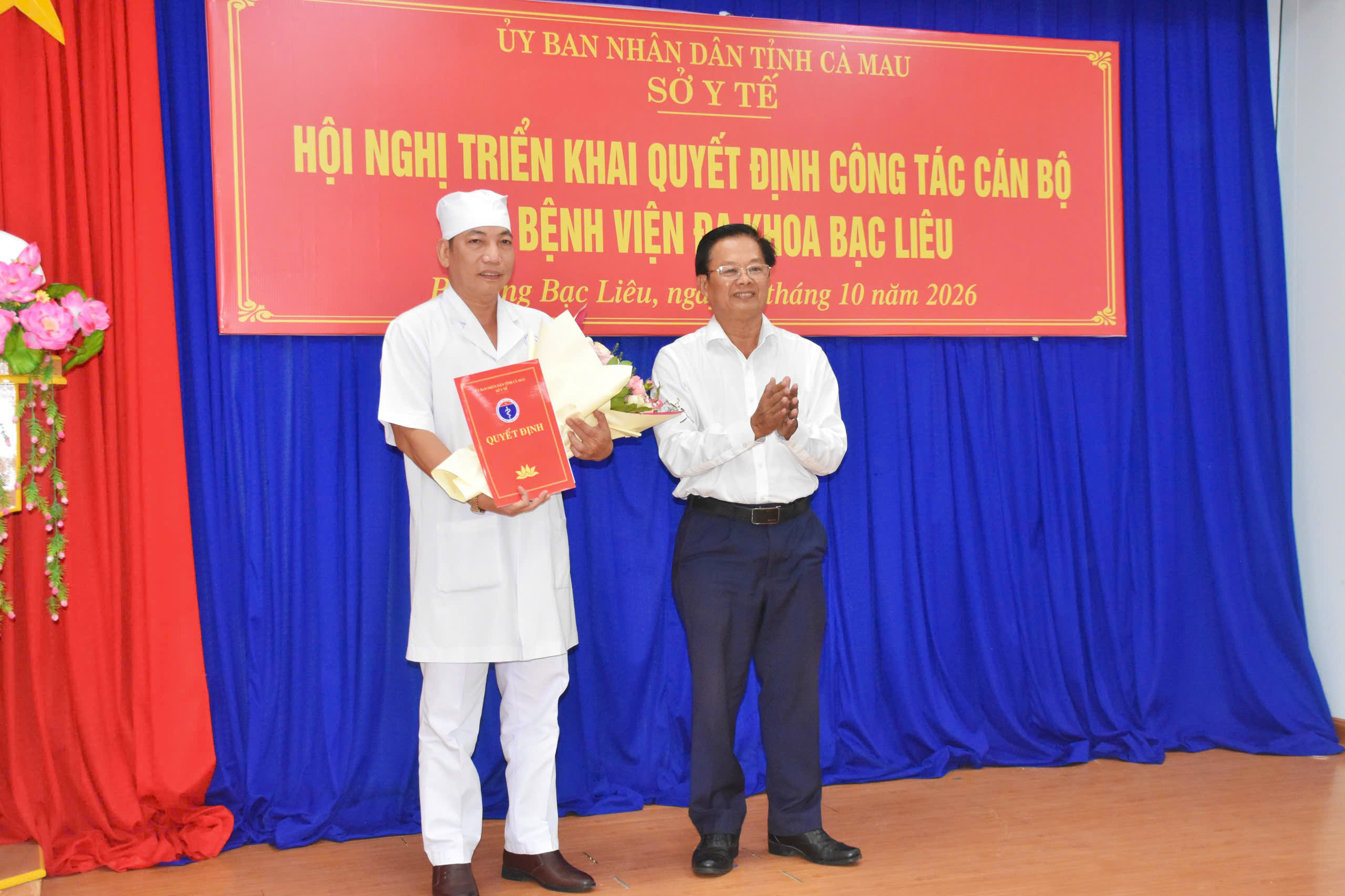 Triển khai quyết định công tác cán bộ tại Bệnh viện Đa khoa Bạc Liêu