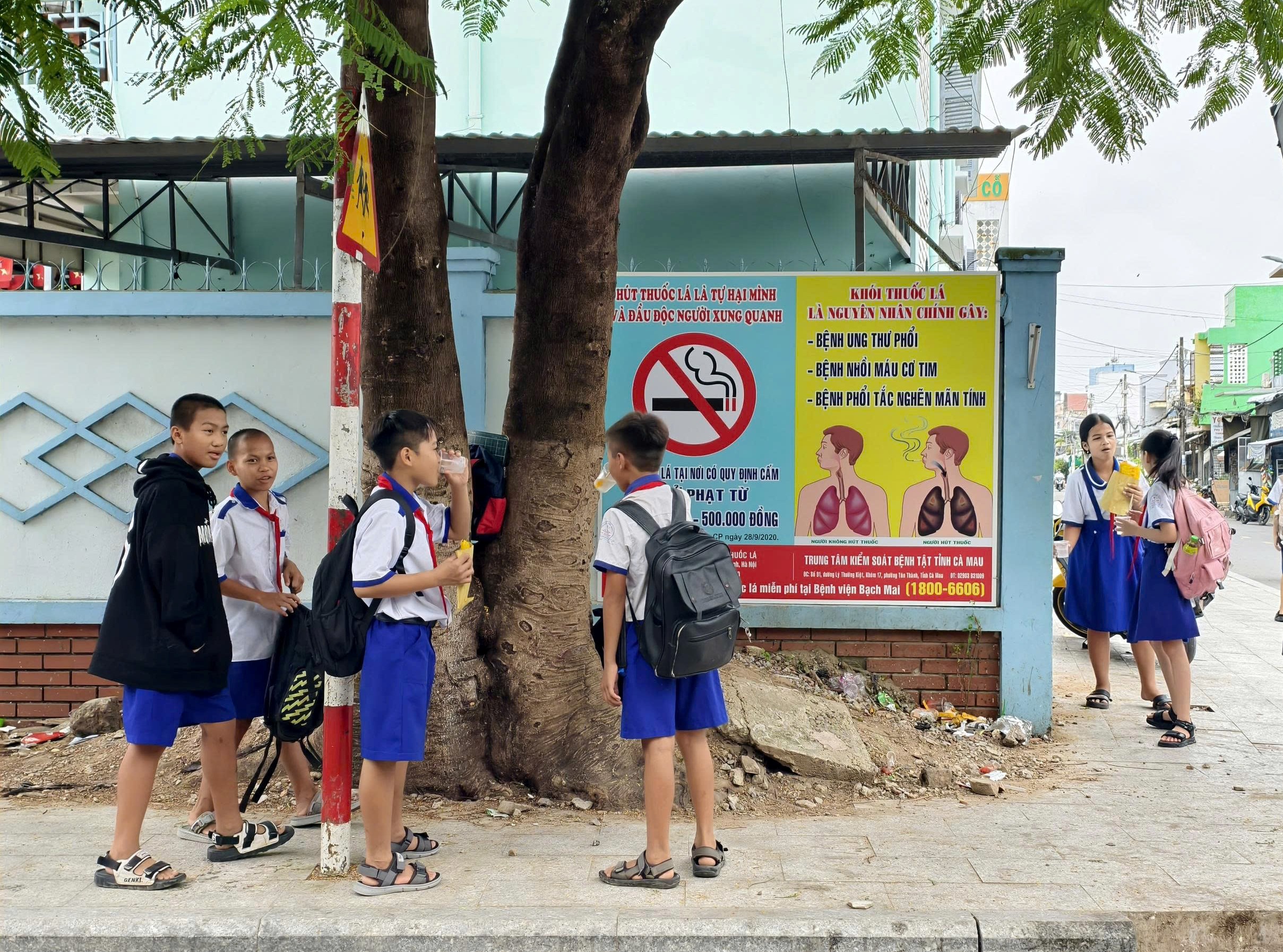 Xây dựng văn hóa không khói thuốc