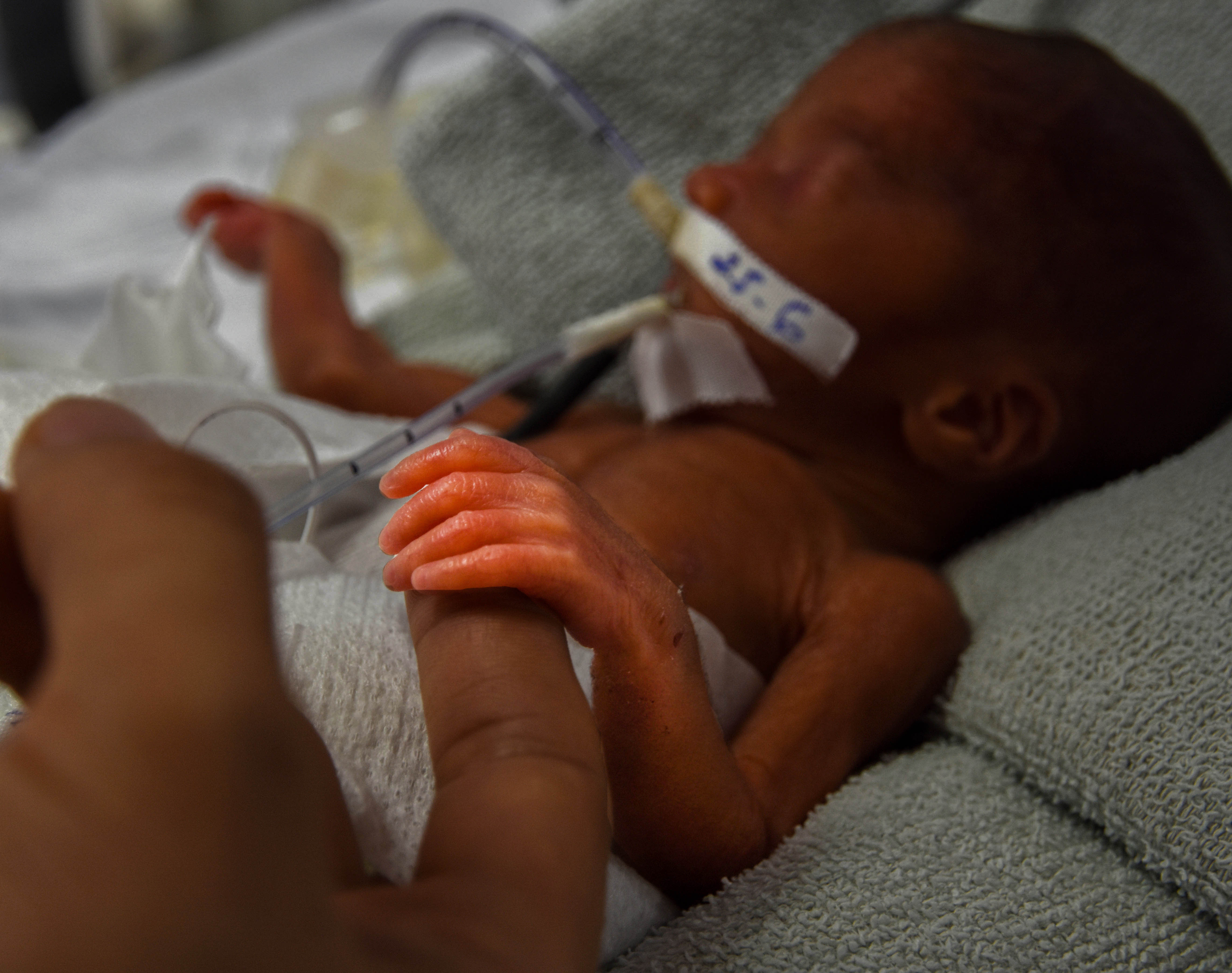 Vì sự sống và sự phát triển của trẻ