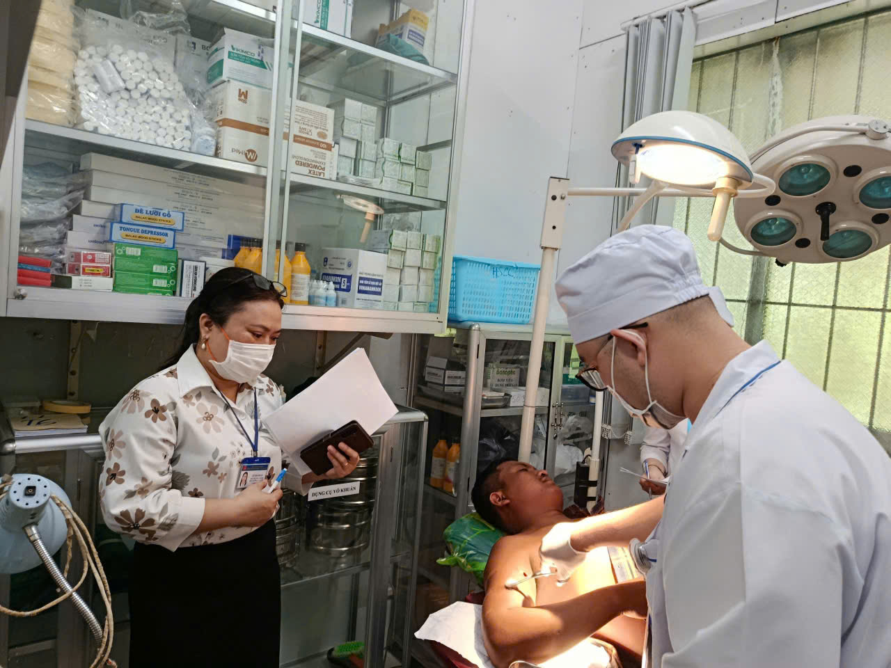 Bệnh viện Đa khoa khu vực Bạc Liêu kiểm tra tay nghề điều dưỡng, nâng cao chất lượng chăm sóc người bệnh