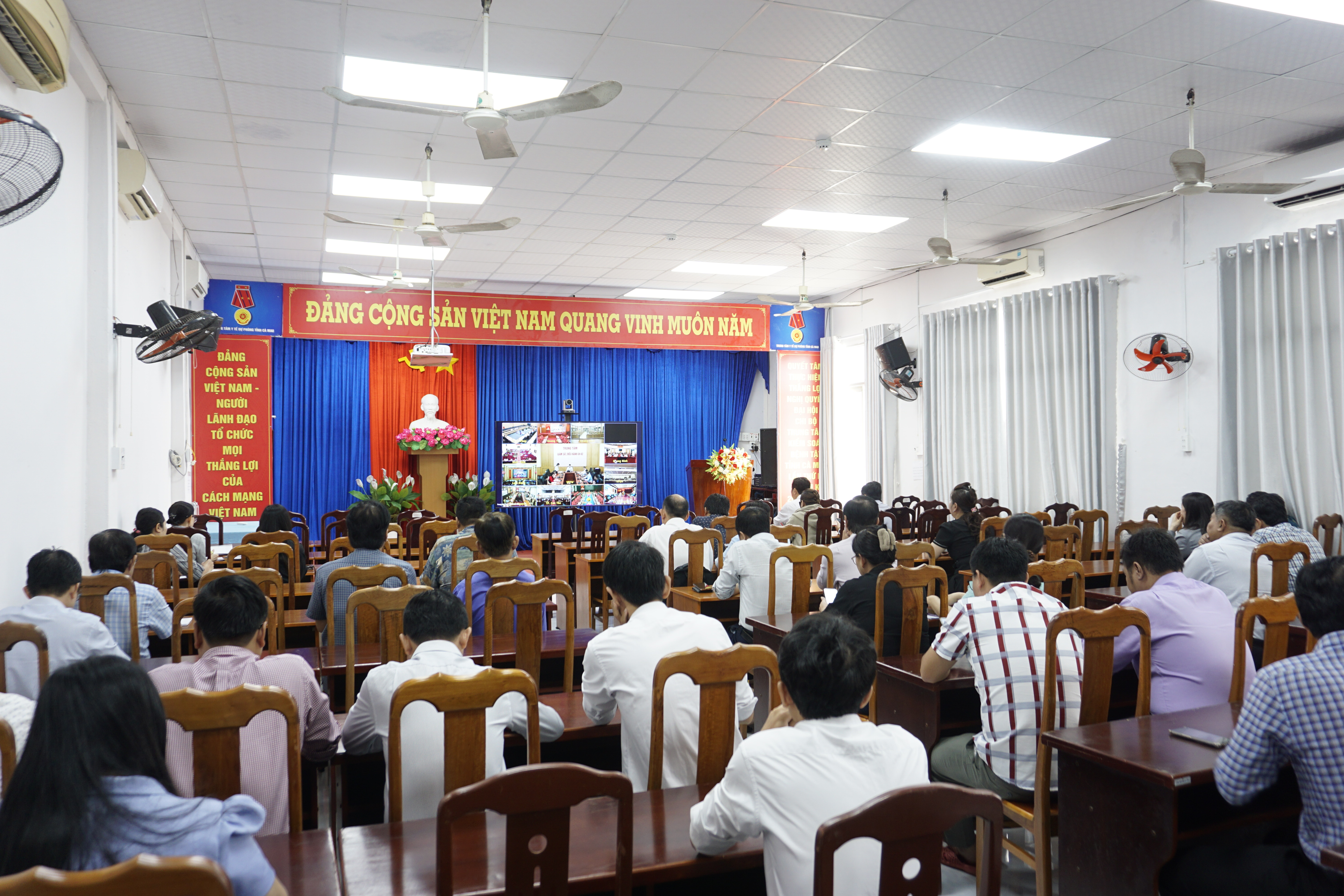 Hội nghị tập huấn ứng dụng Sổ tay đảng viên điện tử