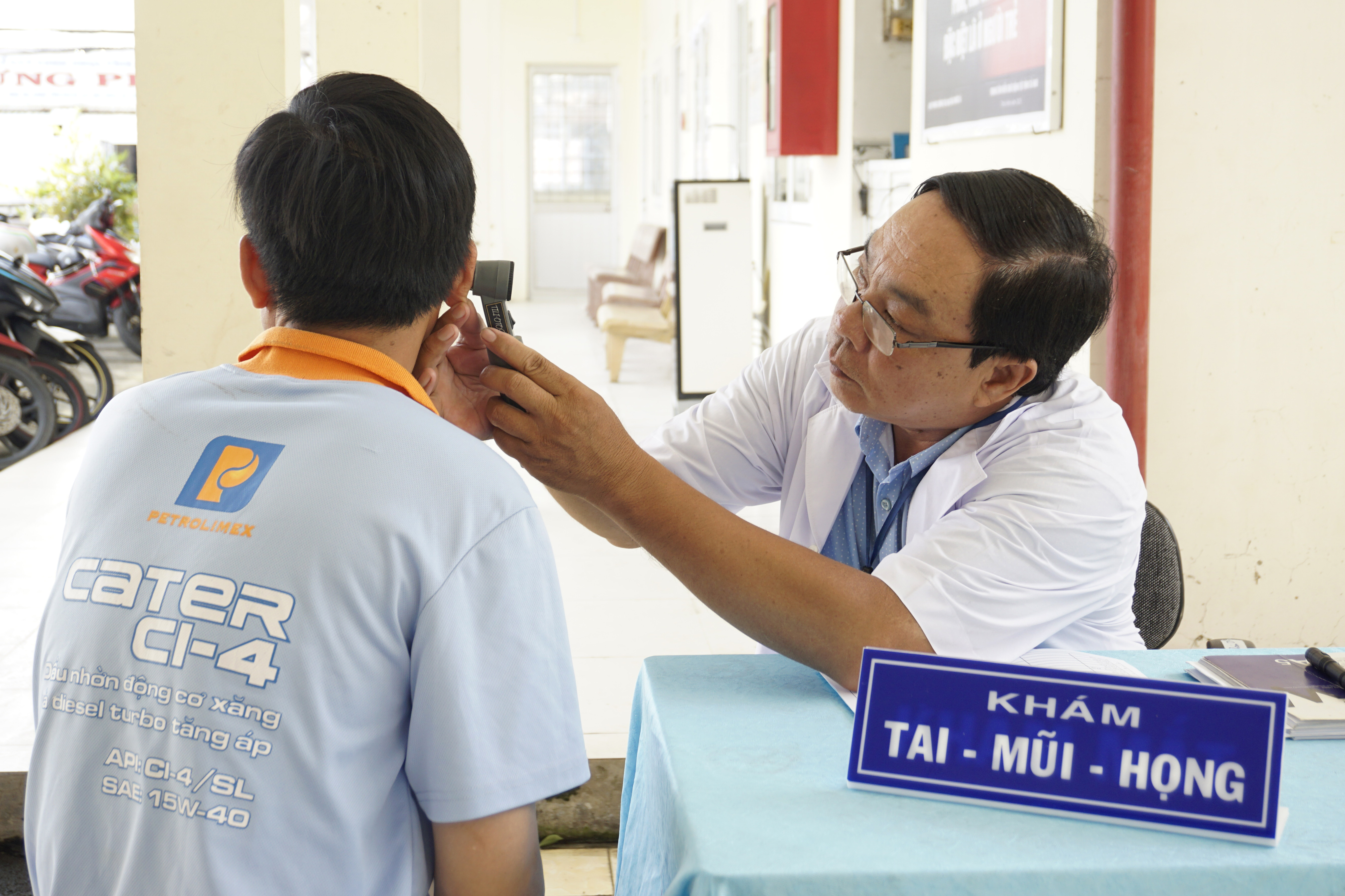 CDC Cà Mau: Khám sức khỏe định kỳ và bệnh nghề nghiệp cho hơn 200 nhân viên, người lao động