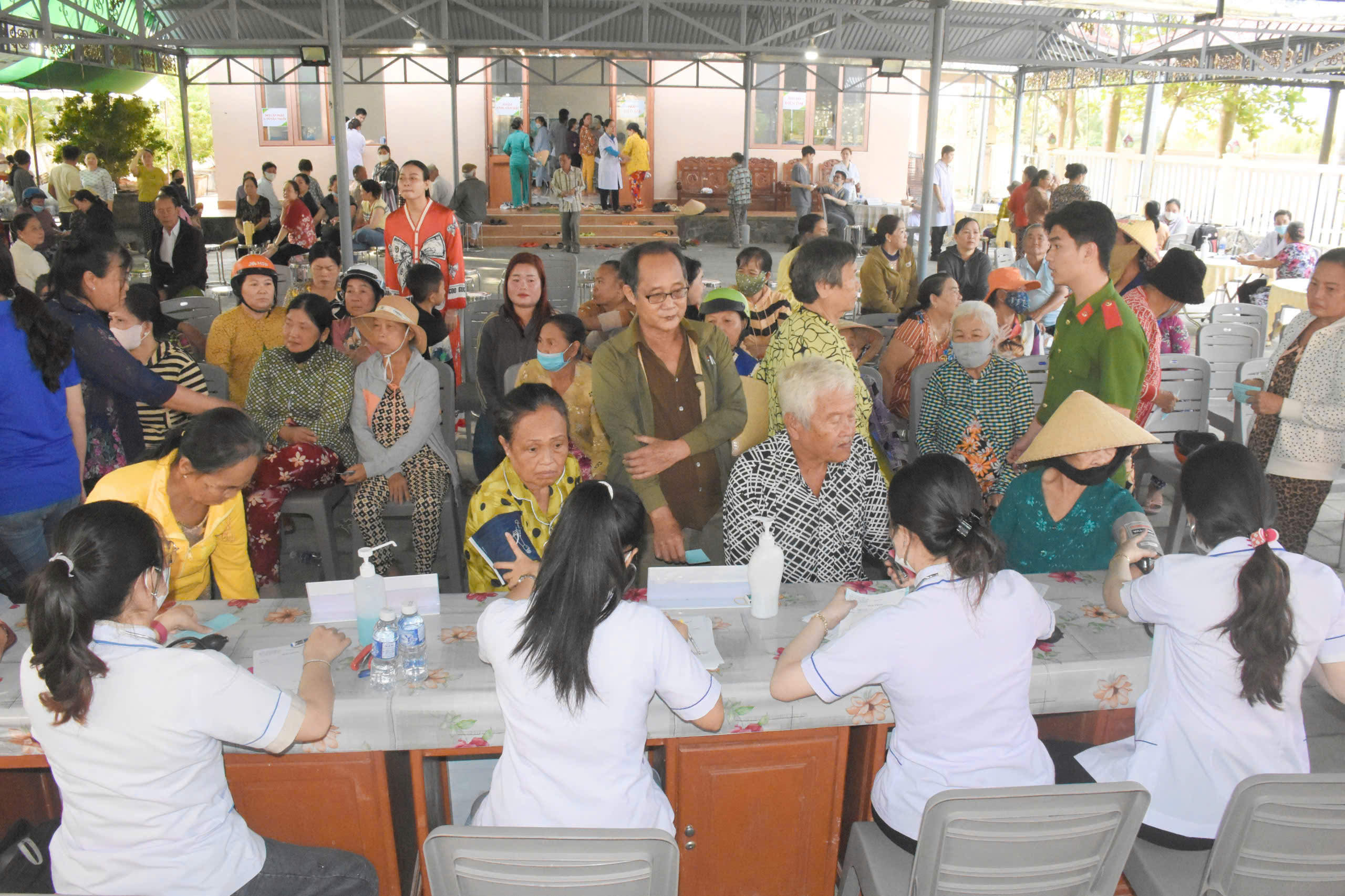Xuân yêu thương lan tỏa từ chương trình khám bệnh, cấp thuốc miễn phí tại Bạc Liêu