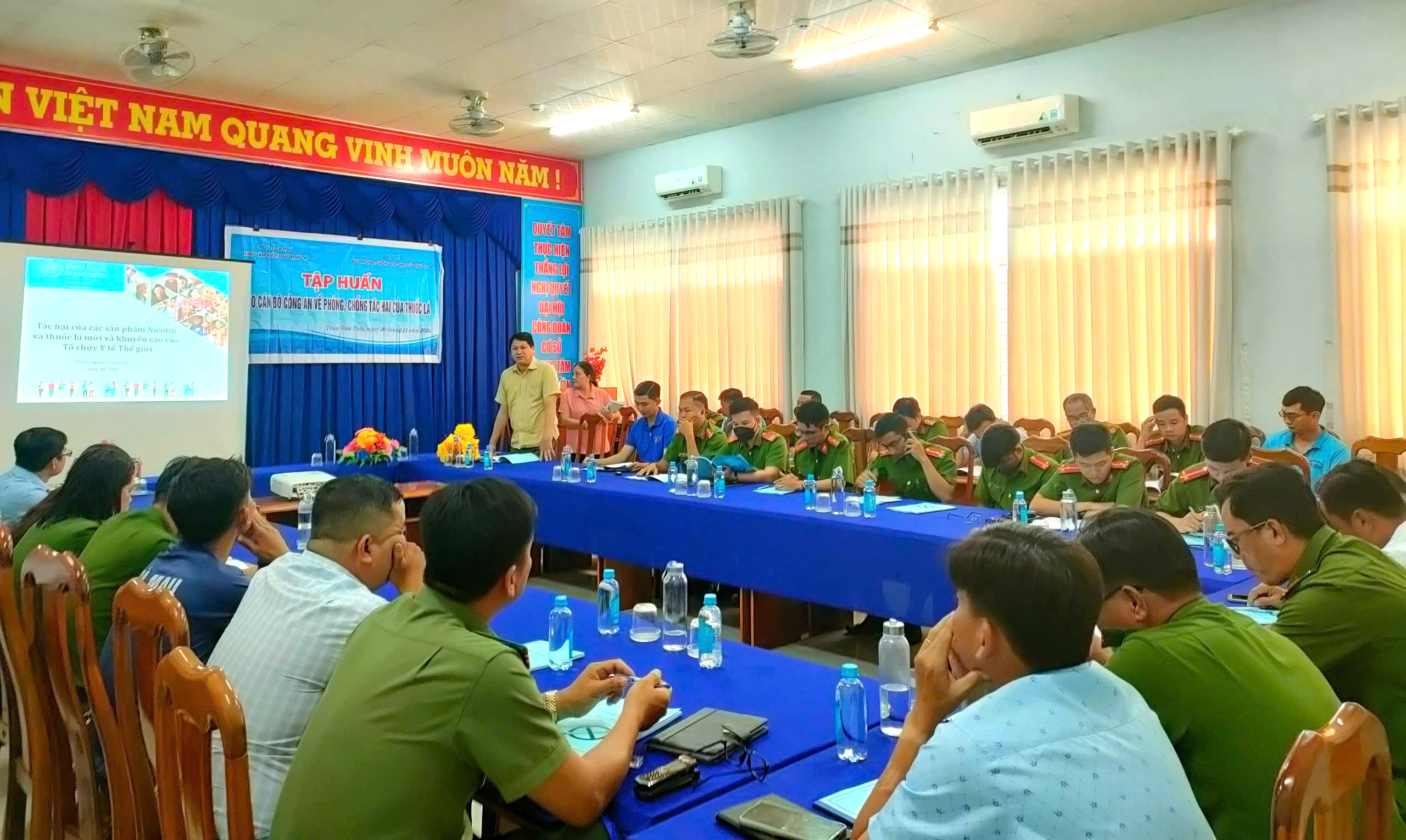 Chuyển biến tích cực trong xây dựng môi trường làm việc không khói thuốc