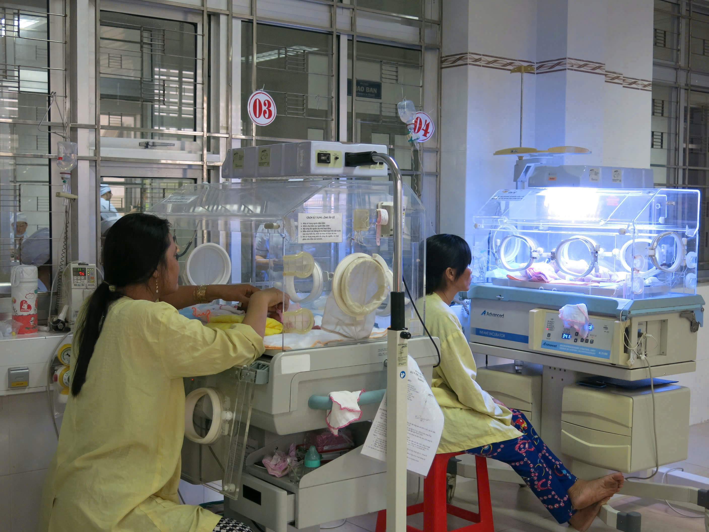 Bảo vệ trẻ em trước tác hại của hút thuốc lá thụ động