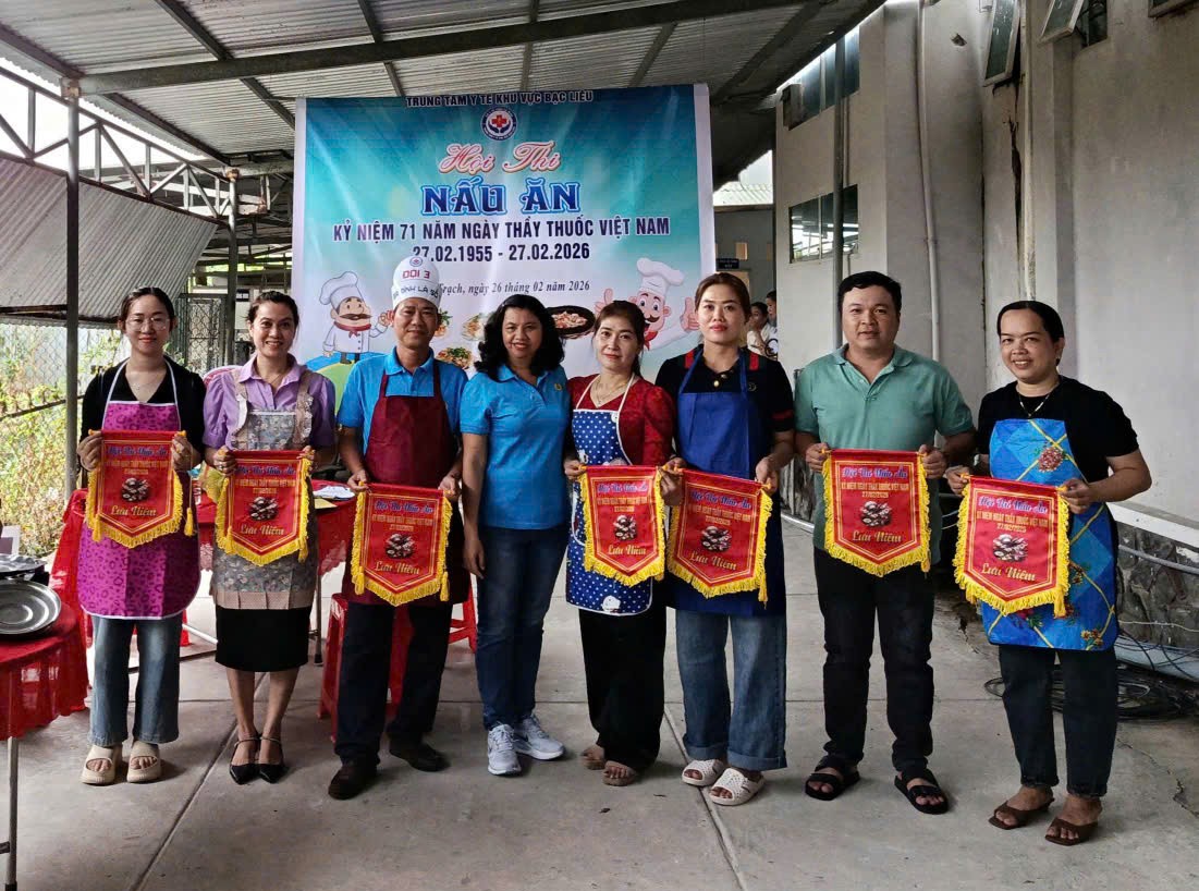 Trung tâm Y tế khu vực Bạc Liêu tổ chức Hội thi nấu ăn chào mừng 71 năm Ngày Thầy thuốc Việt Nam
