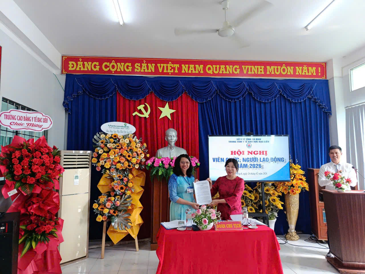 Trung tâm Y tế khu vực Bạc Liêu tổ chức Hội nghị viên chức, người lao động năm 2026