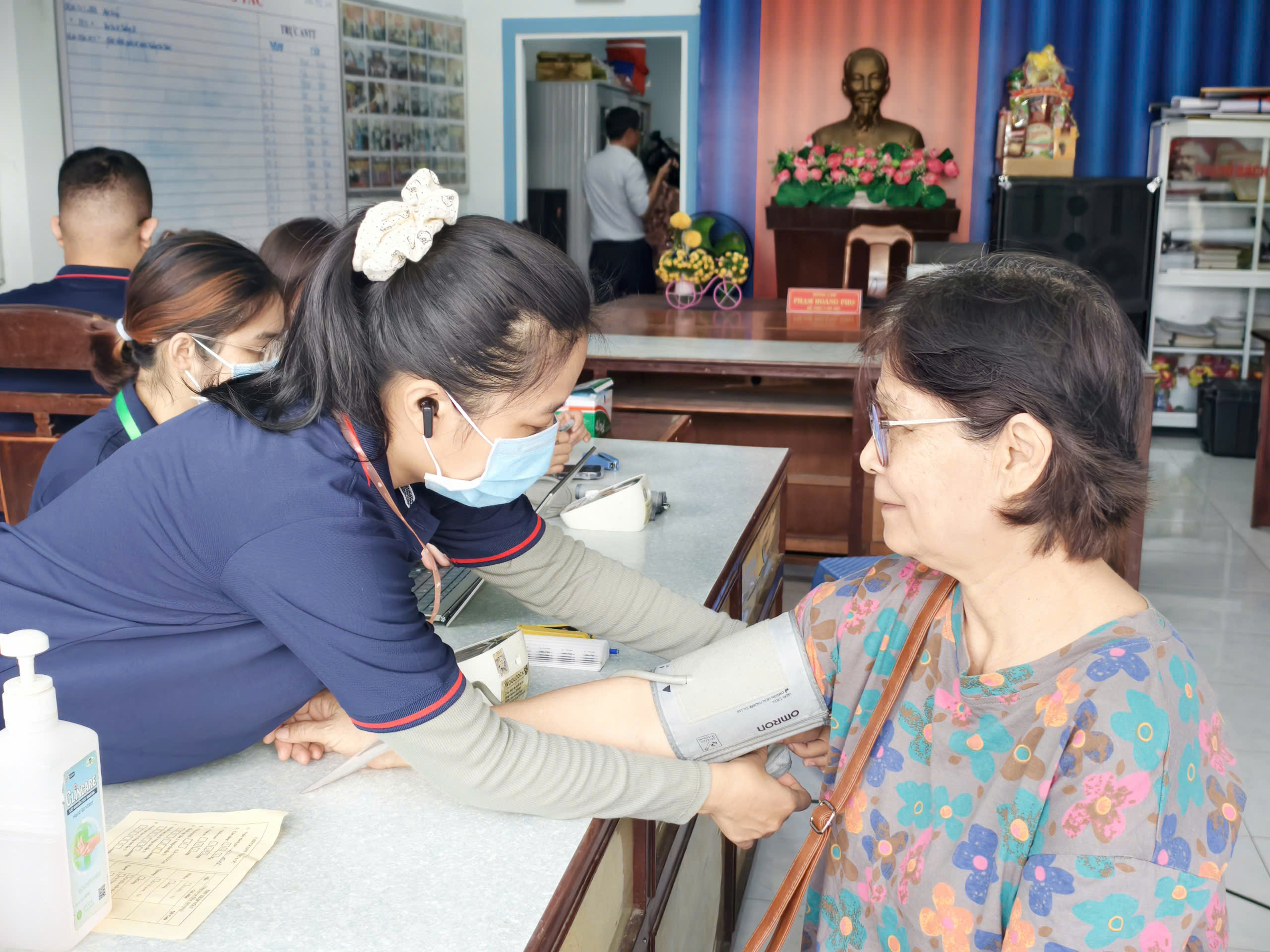 Triển khai chương trình sàng lọc bệnh không lây và bệnh lao  tại phường Tân Thành